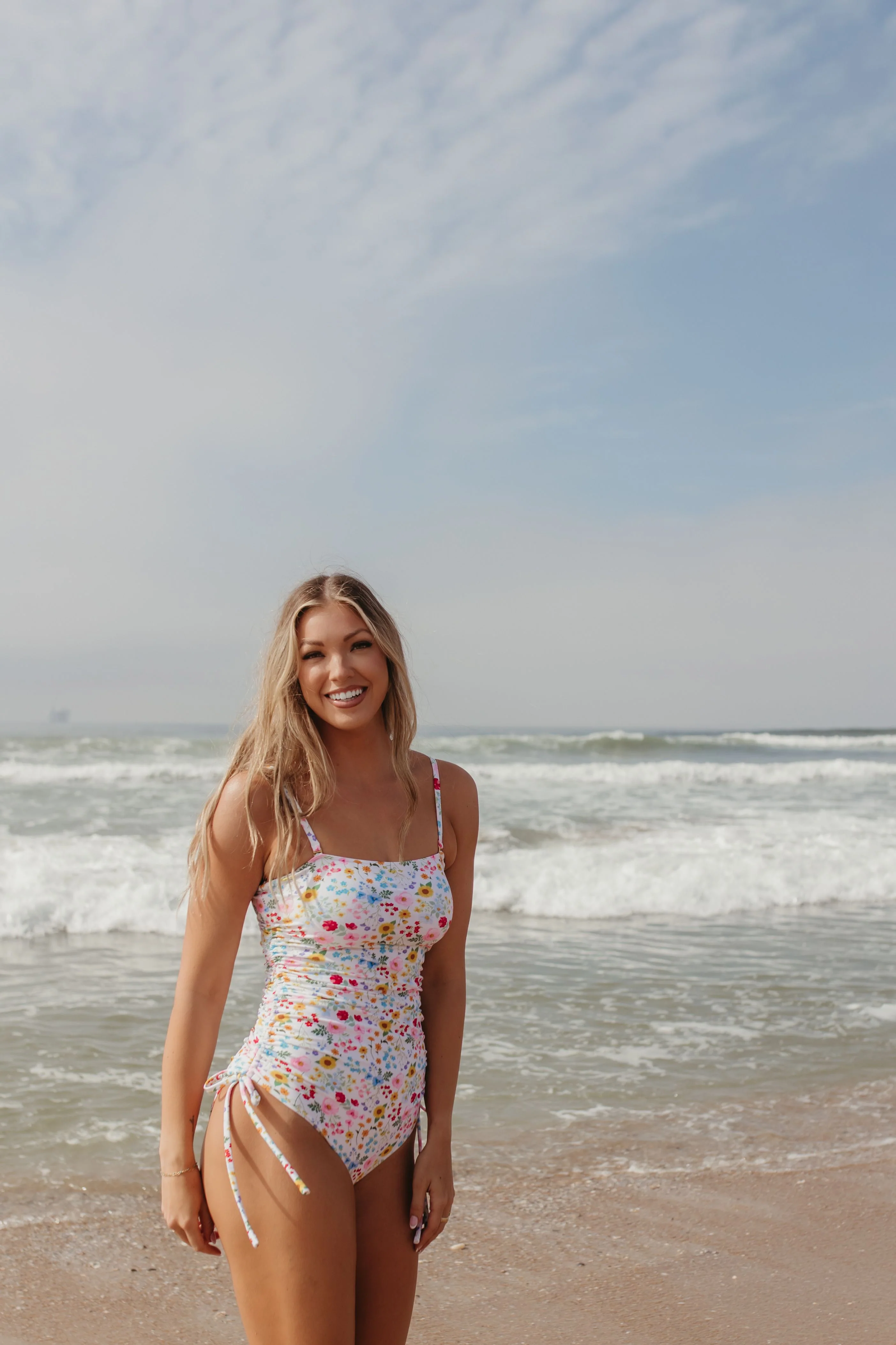 BANDEAU ONE PIECE IN BEACH BLOSSOM BY PINK DESERT - Image 3