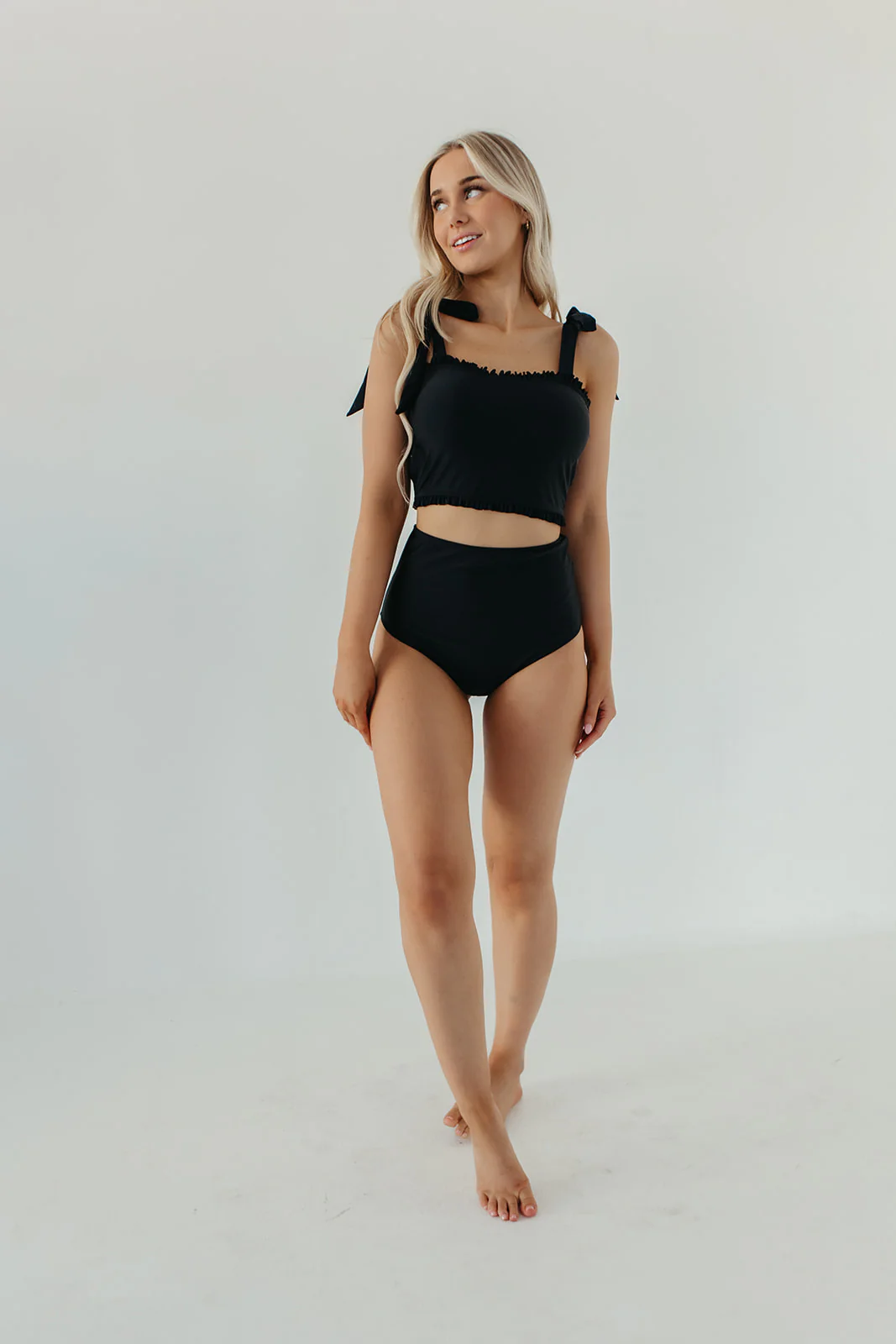 RUFFLE TIE STRAP MIDKINI SWIM TOP IN BLACK BY PINK DESERT - Image 4