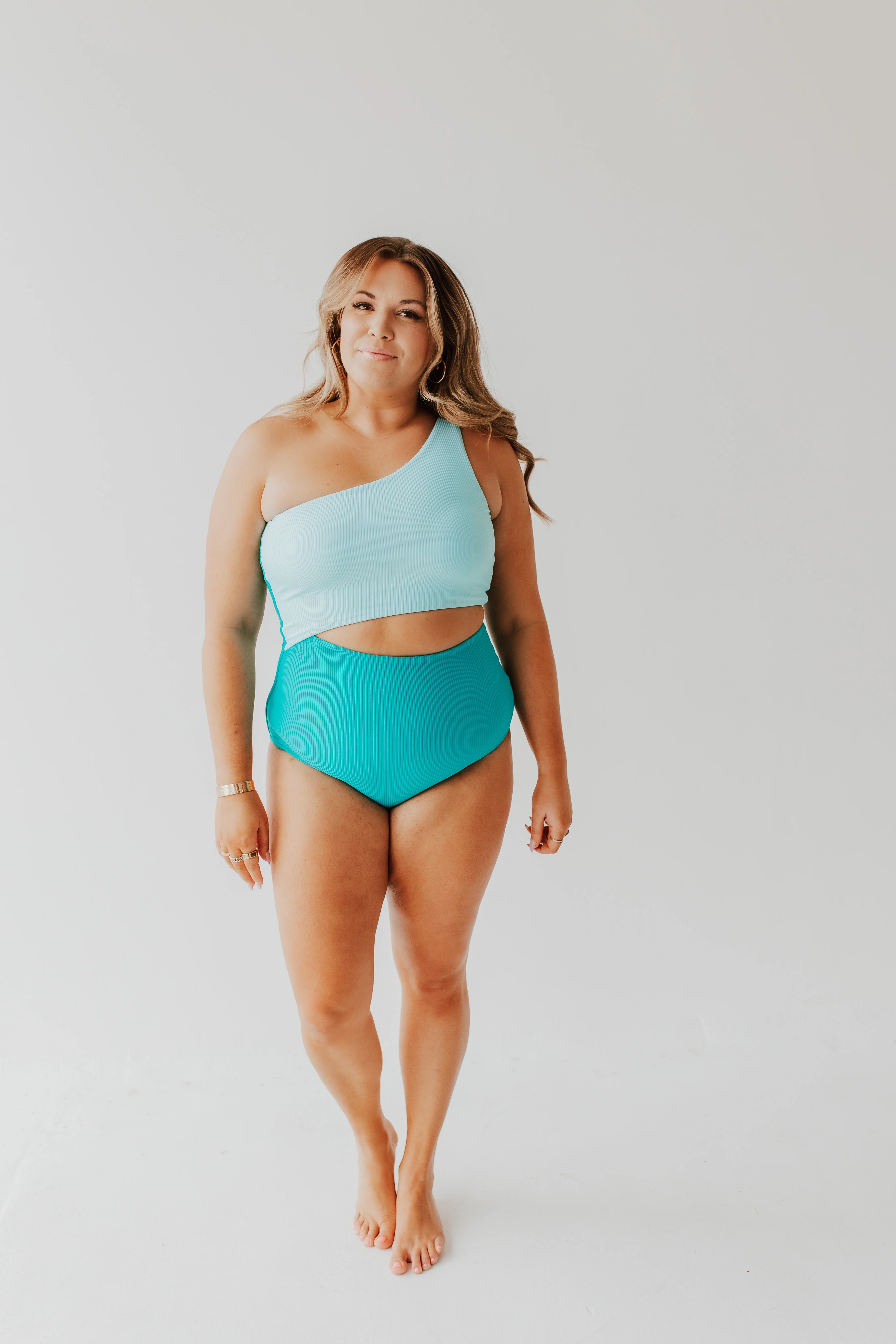 CANCUN CUT OUT IN JADE COLOR BLOCK BY PINK DESERT - Image 11