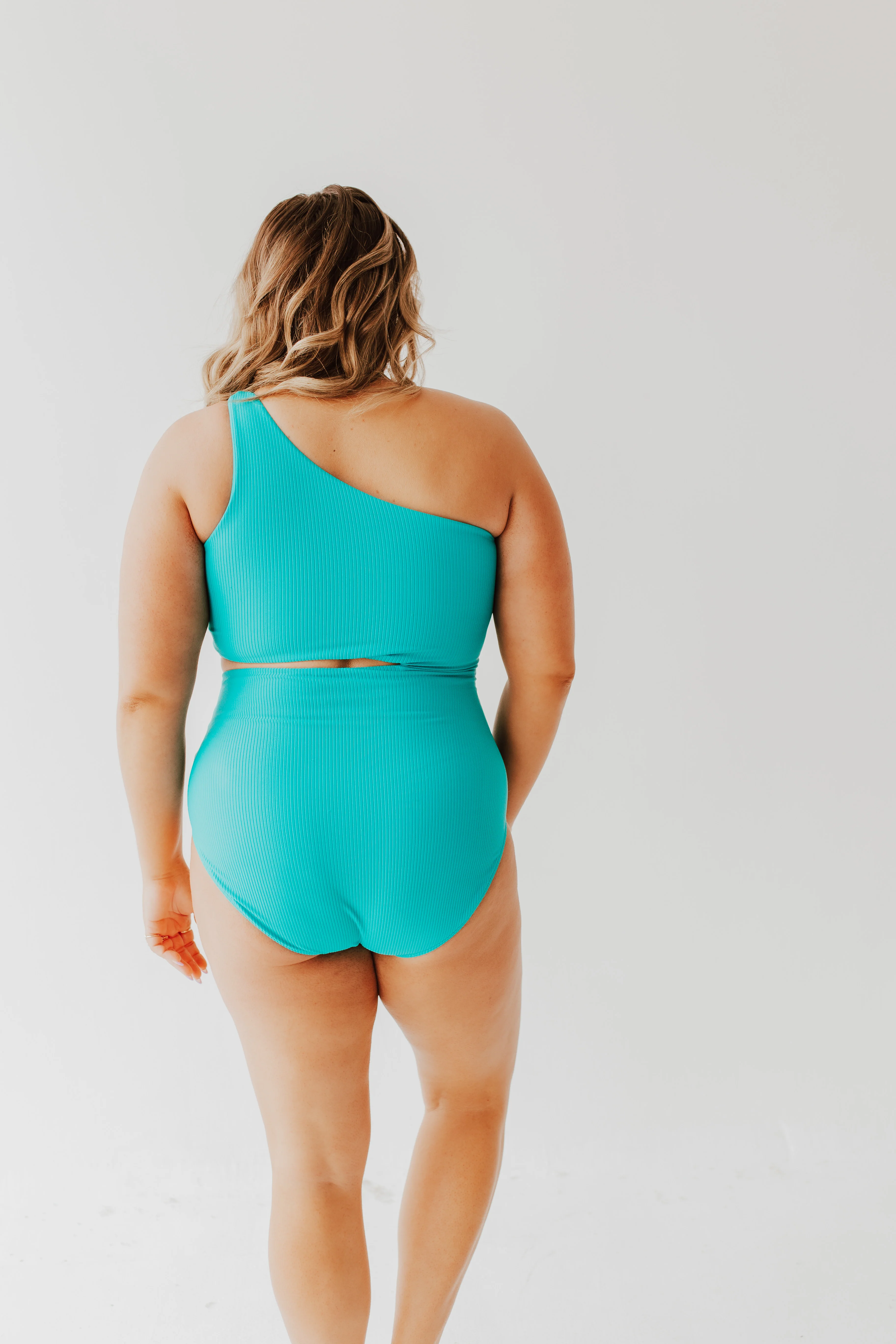 CANCUN CUT OUT IN JADE COLOR BLOCK BY PINK DESERT - Image 9