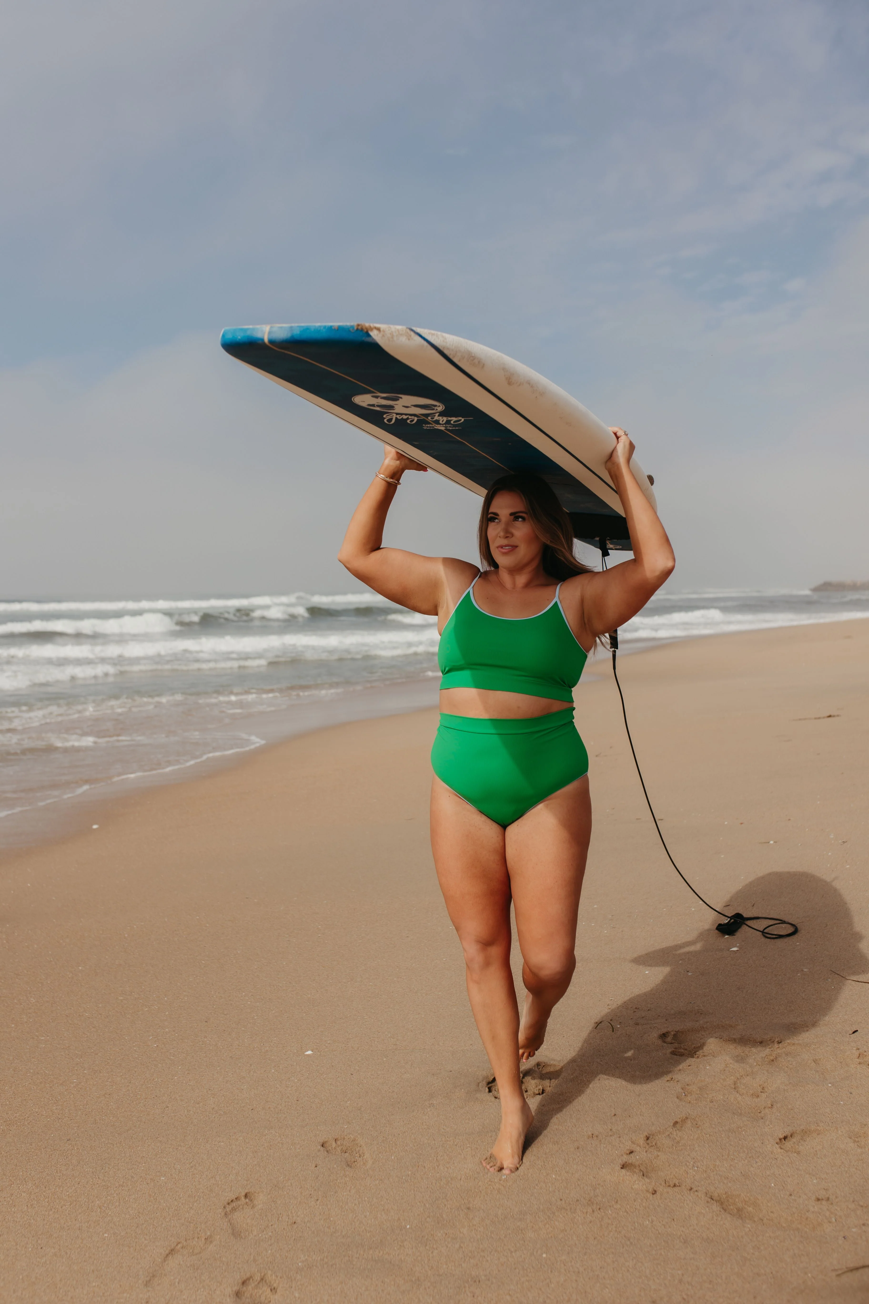 HUNTINGTON TWO PIECE IN RIBBED KELLY GREEN BY PINK DESERT - Image 11