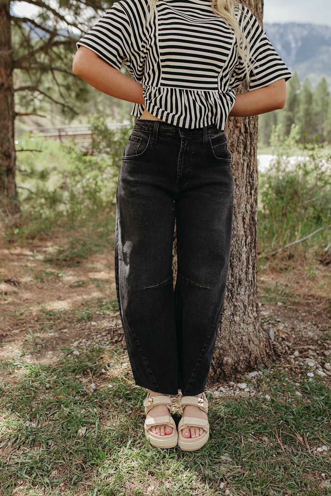 JBD BARREL JEANS IN WASHED BLACK - Image 3