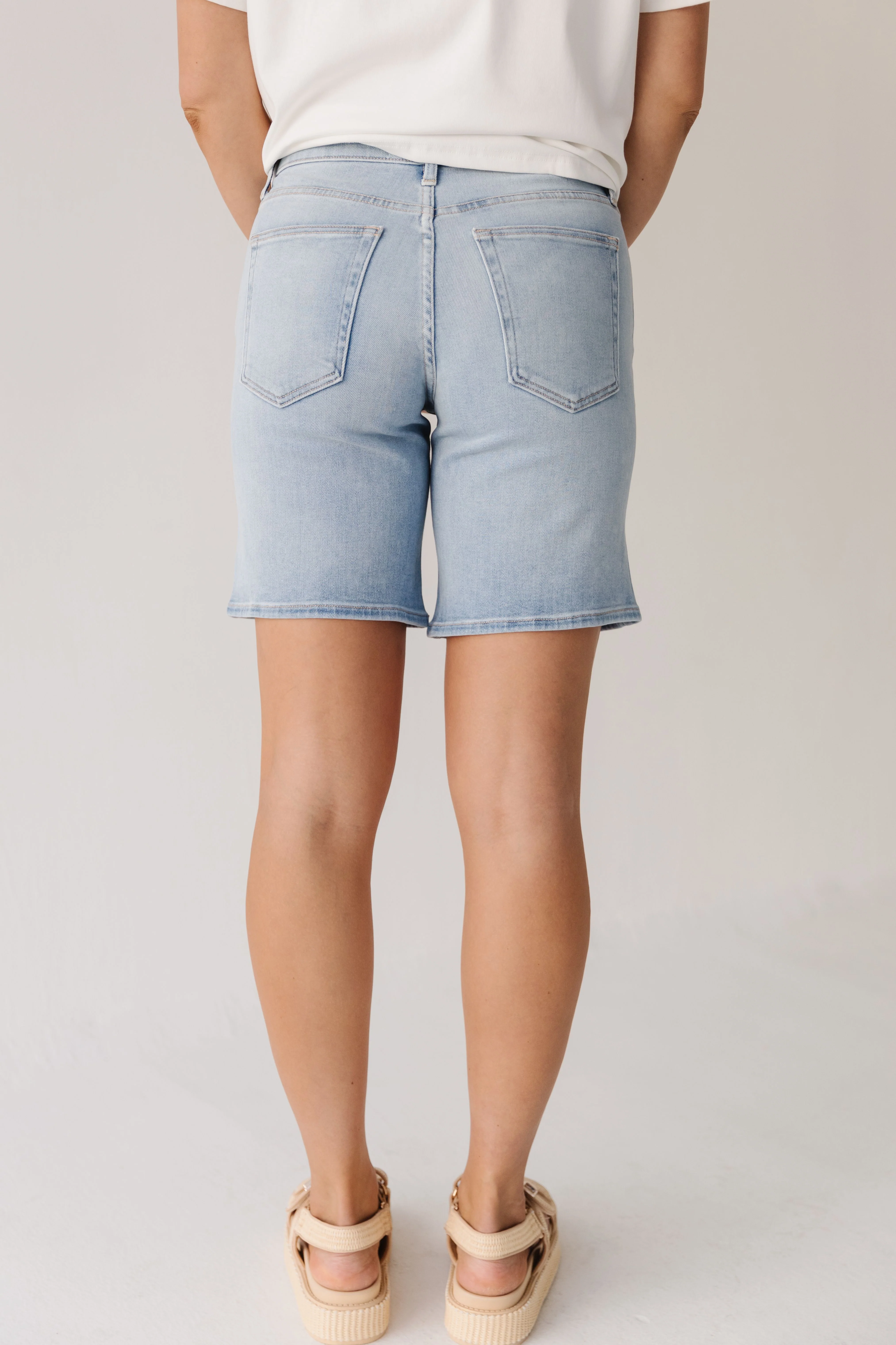 JBD DENIM SHORTS IN LIGHT DENIM - Image 3