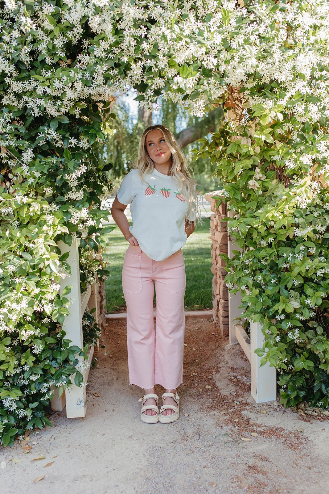 JBD UTILITY WIDE LEG JEANS IN PEACH - Image 4