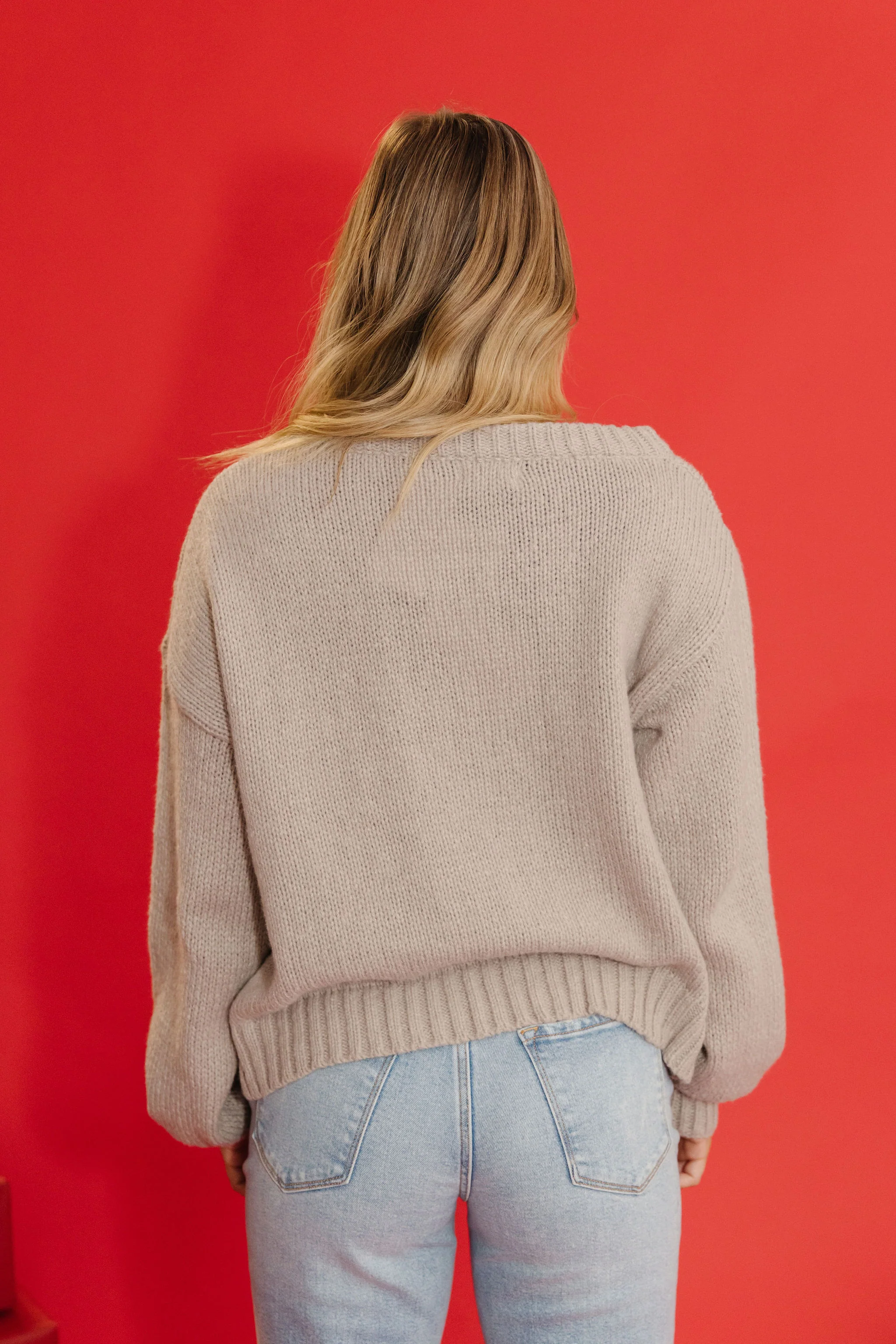 THE ALL AMERICAN OFF THE SHOULDER SWEATER IN OATMEAL - Image 6