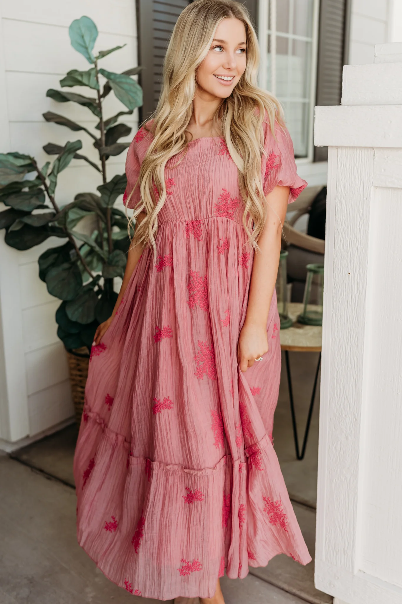 THE AMANDA EMBROIDERED BUBBLE SLEEVE DRESS IN MAUVE - Image 3