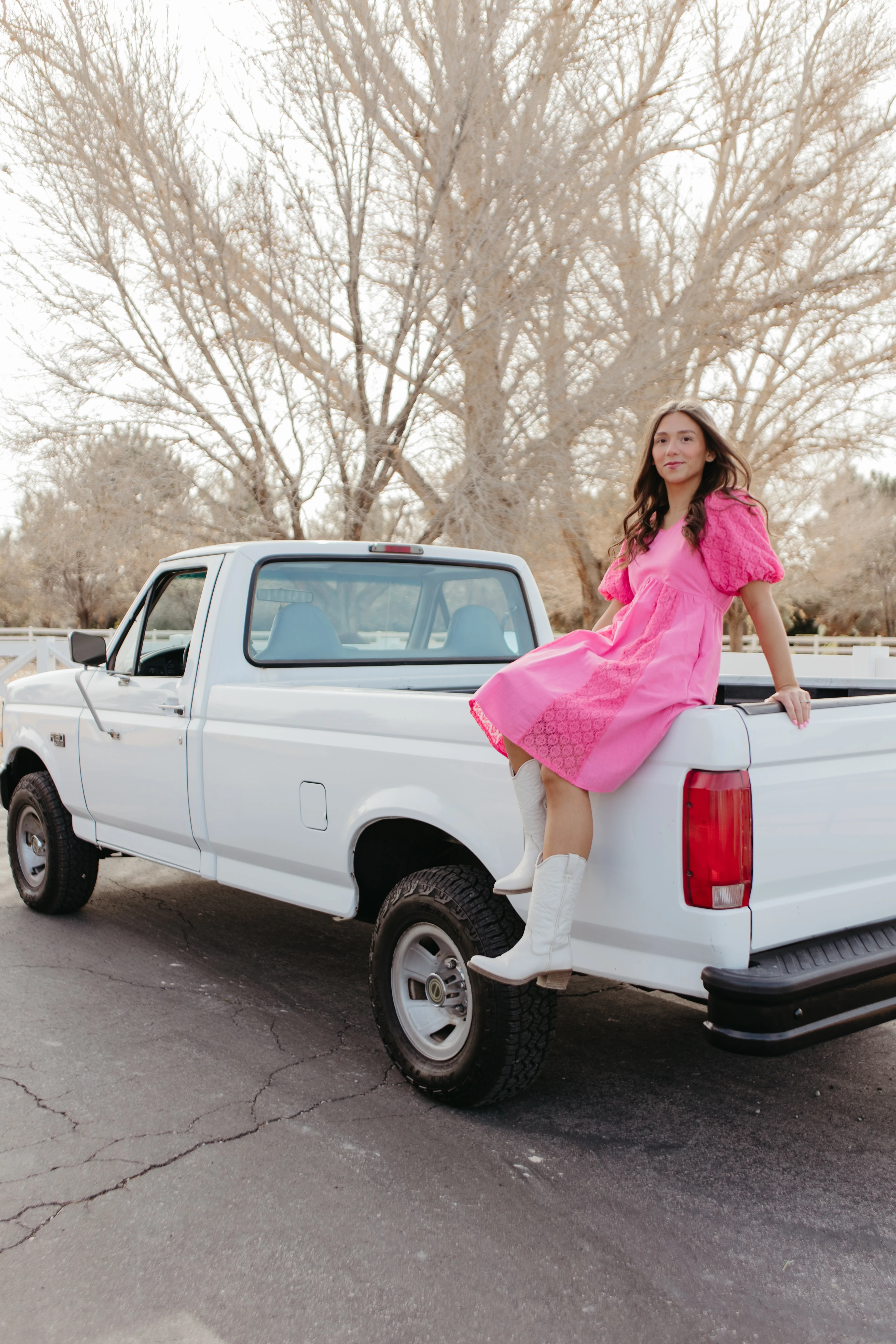 THE AMBERLY LACE PUFF SLEEVE DRESS IN PINK - Image 4
