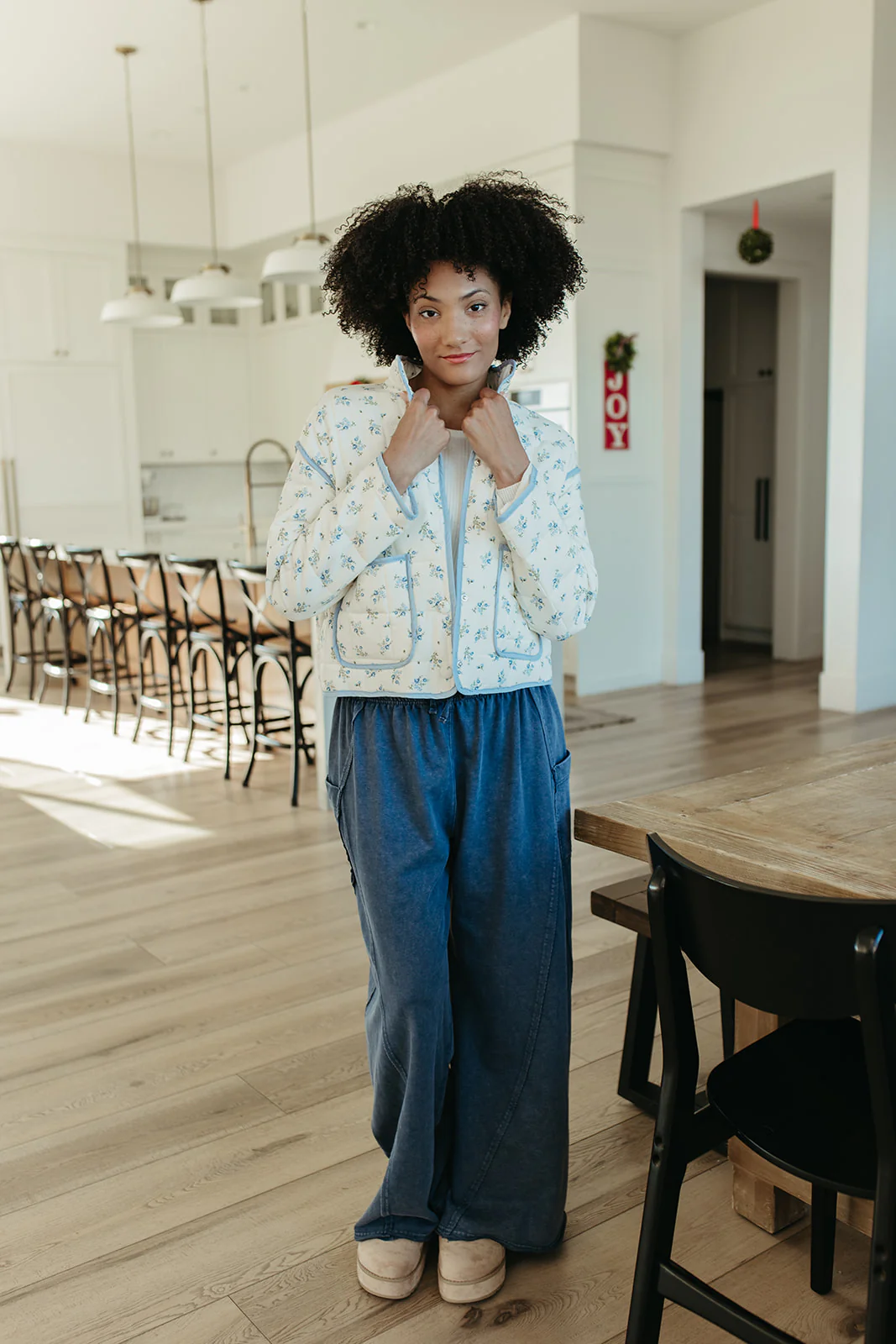 THE ASHTIN QUILTED PUFFER JACKET IN IVORY - Image 6