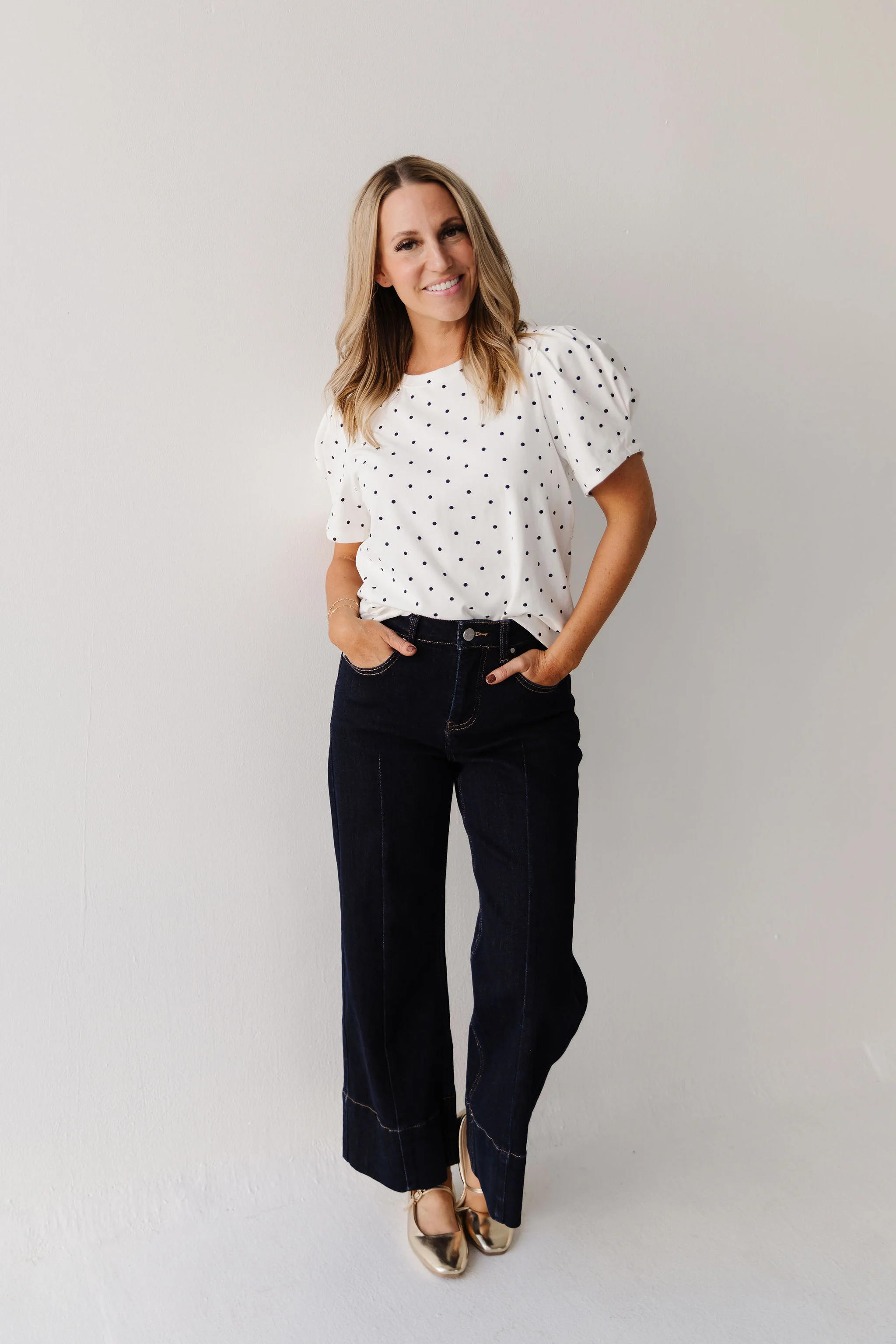 THE AVALYN WIDE LEG SEAM DETAIL JEANS - Image 4