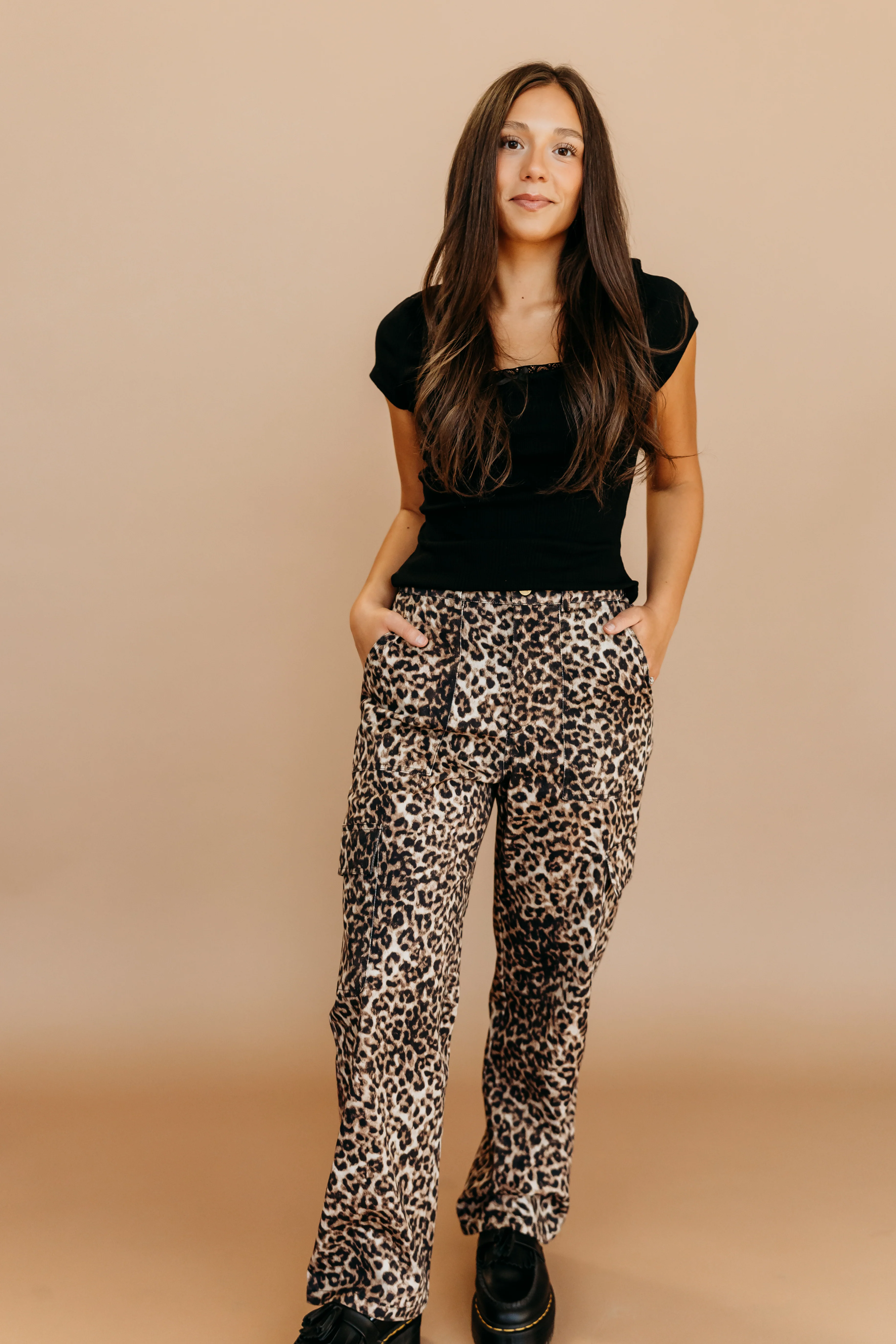 THE BECKY LEOPARD PRINT CARGO PANTS - Image 3
