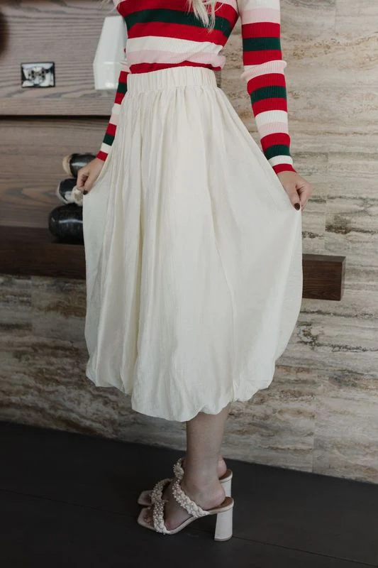 THE BONNIE CRINKLE BUBBLE MIDI SKIRT IN CREAM - Image 7