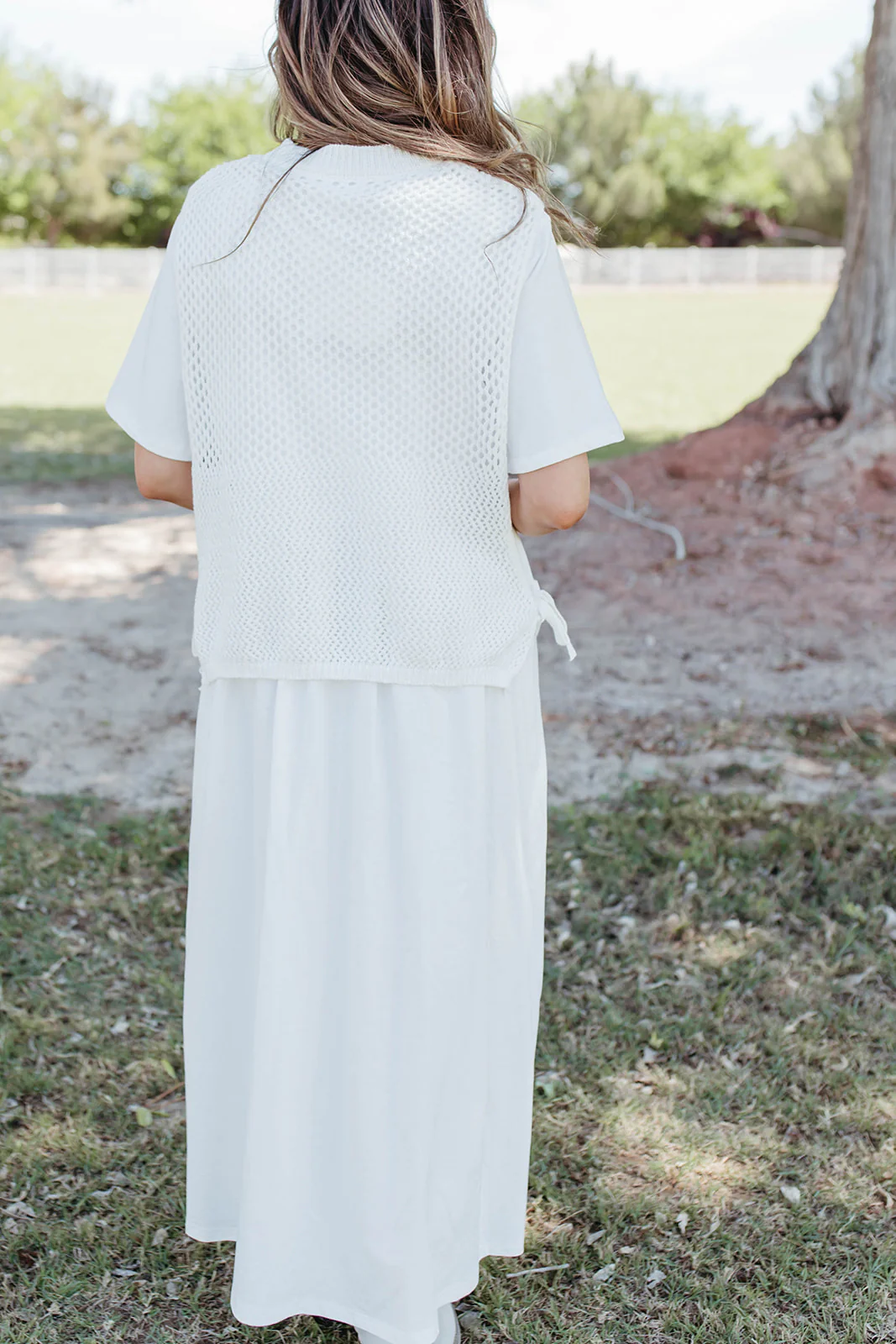 THE BOWYN MIDI DRESS IN COTTON WHITE - Image 5