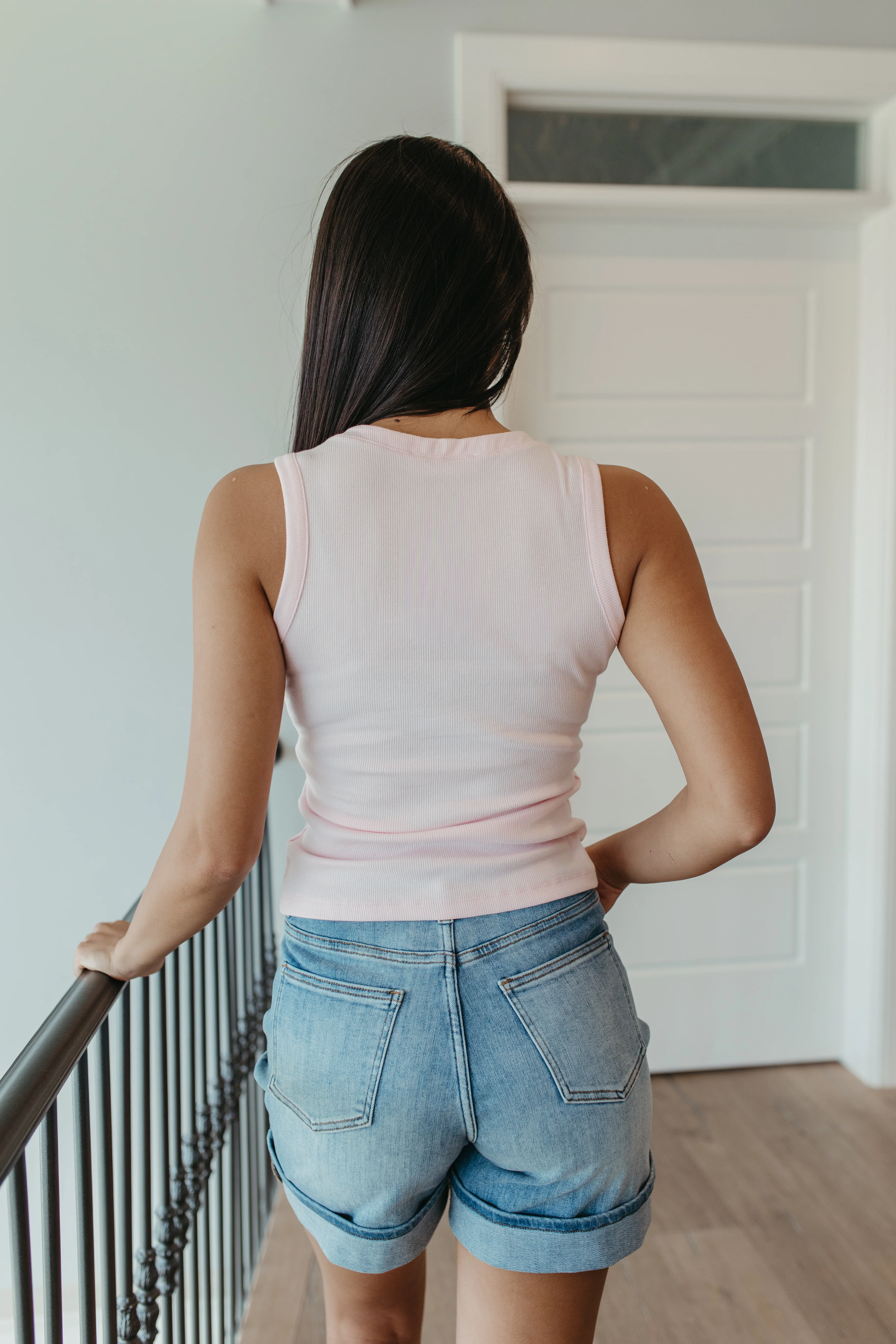 THE BRIELLE RIBBED BUTTON FRONT TANK TOP IN SOFT PINK - Image 4