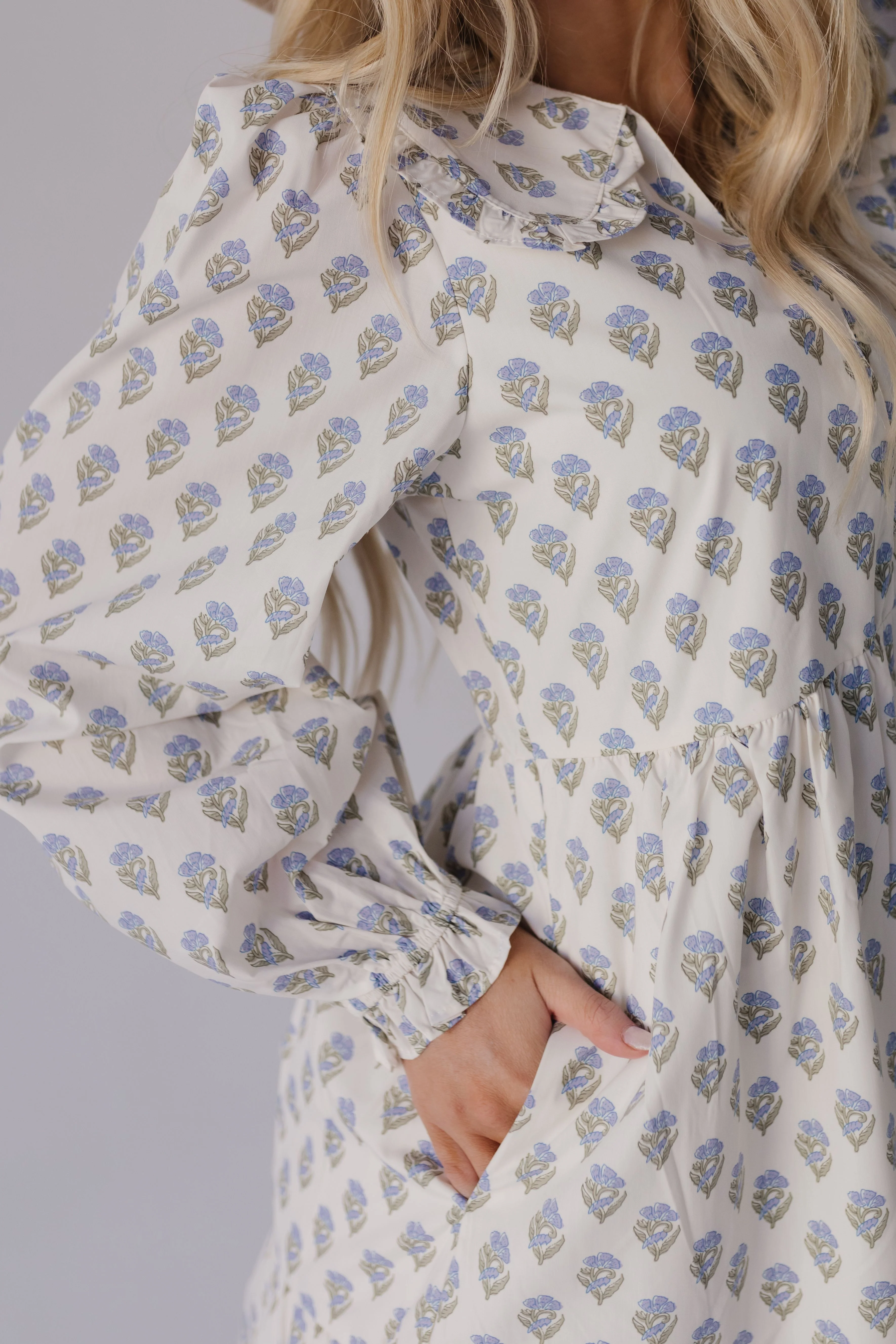 THE BROOKS FLORAL MIDI DRESS IN BLUE - Image 11