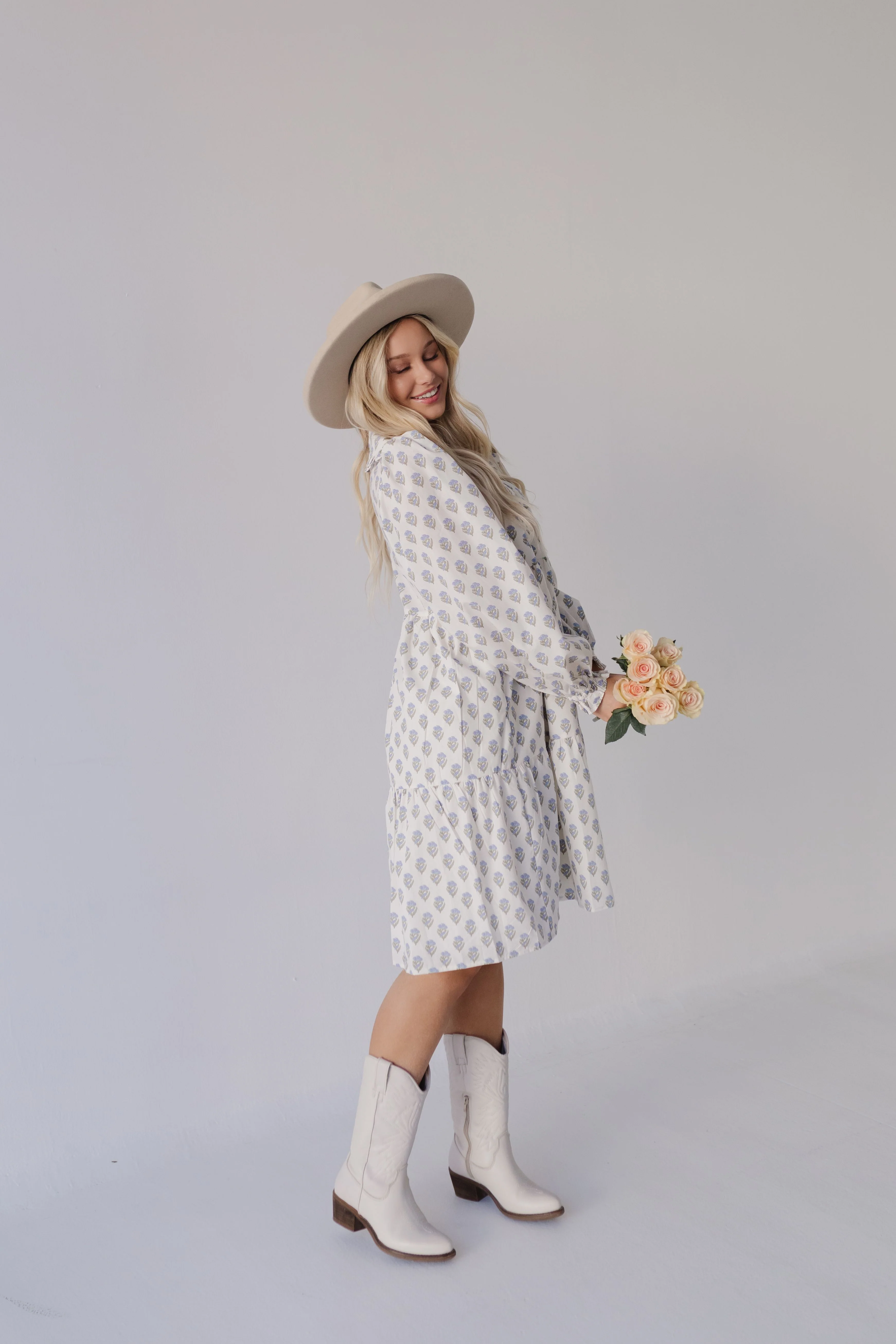 THE BROOKS FLORAL MIDI DRESS IN BLUE - Image 2