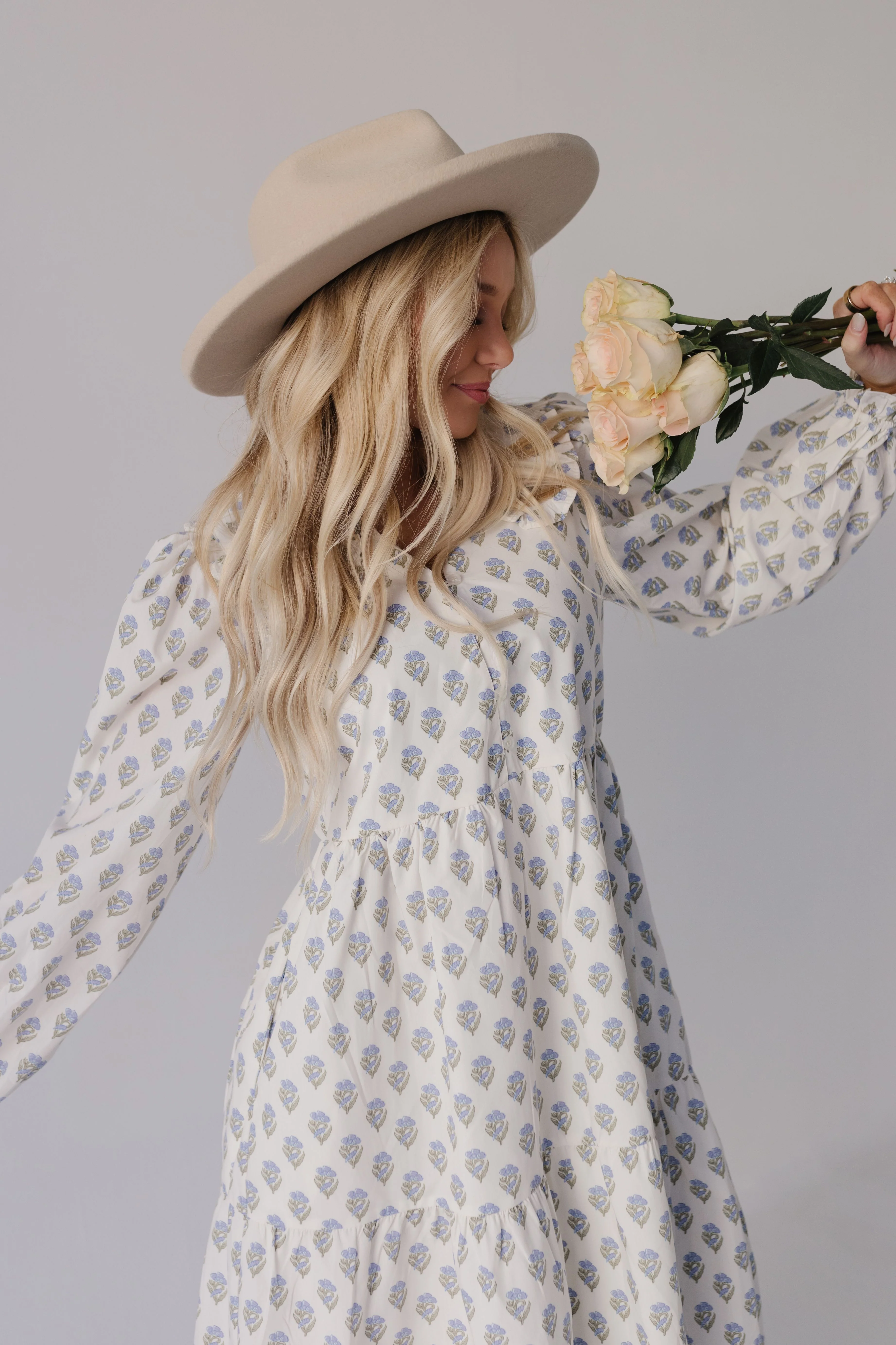 THE BROOKS FLORAL MIDI DRESS IN BLUE - Image 8
