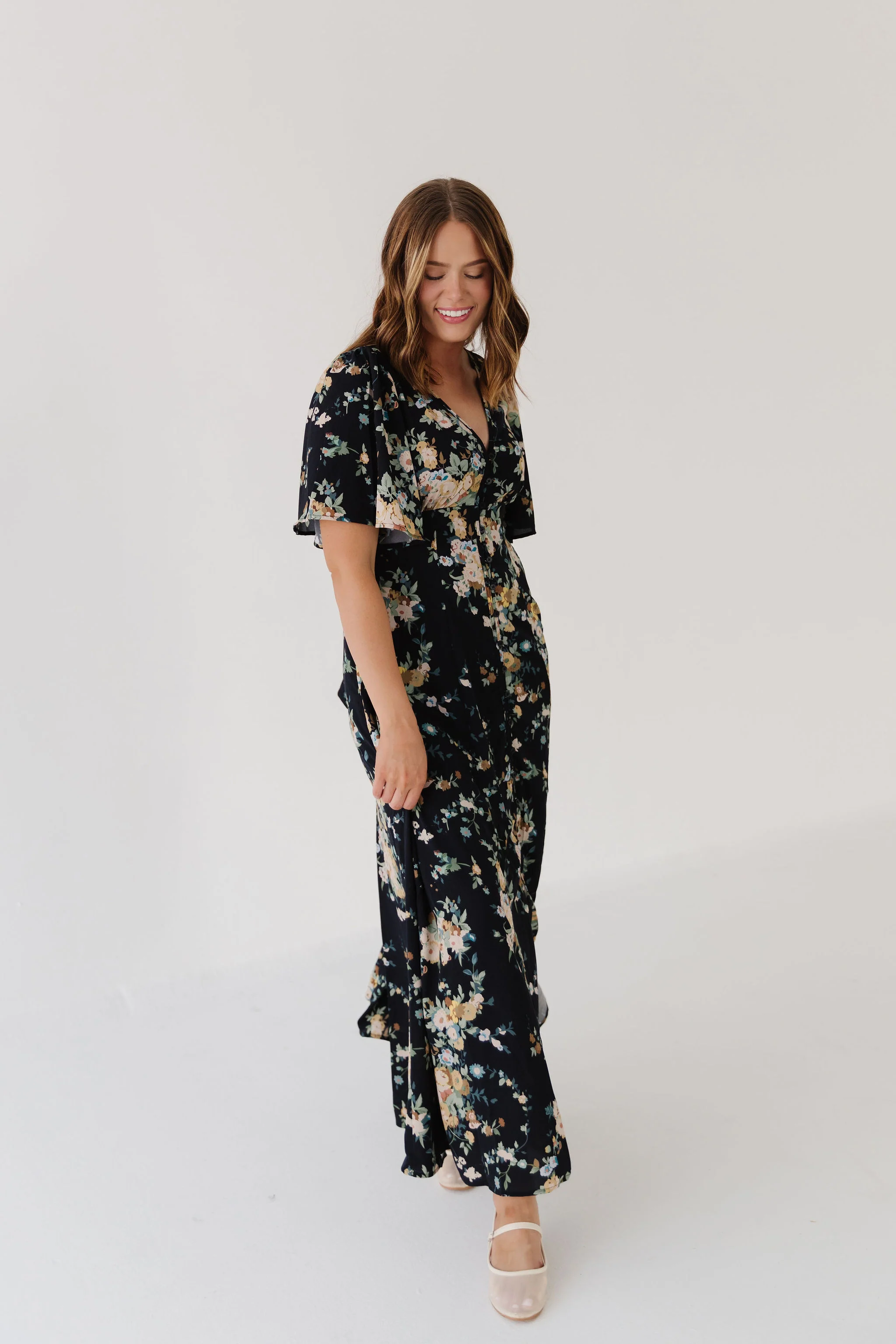 THE CAMBRI FLORAL BUTTON DOWN IN BLACK - Image 5