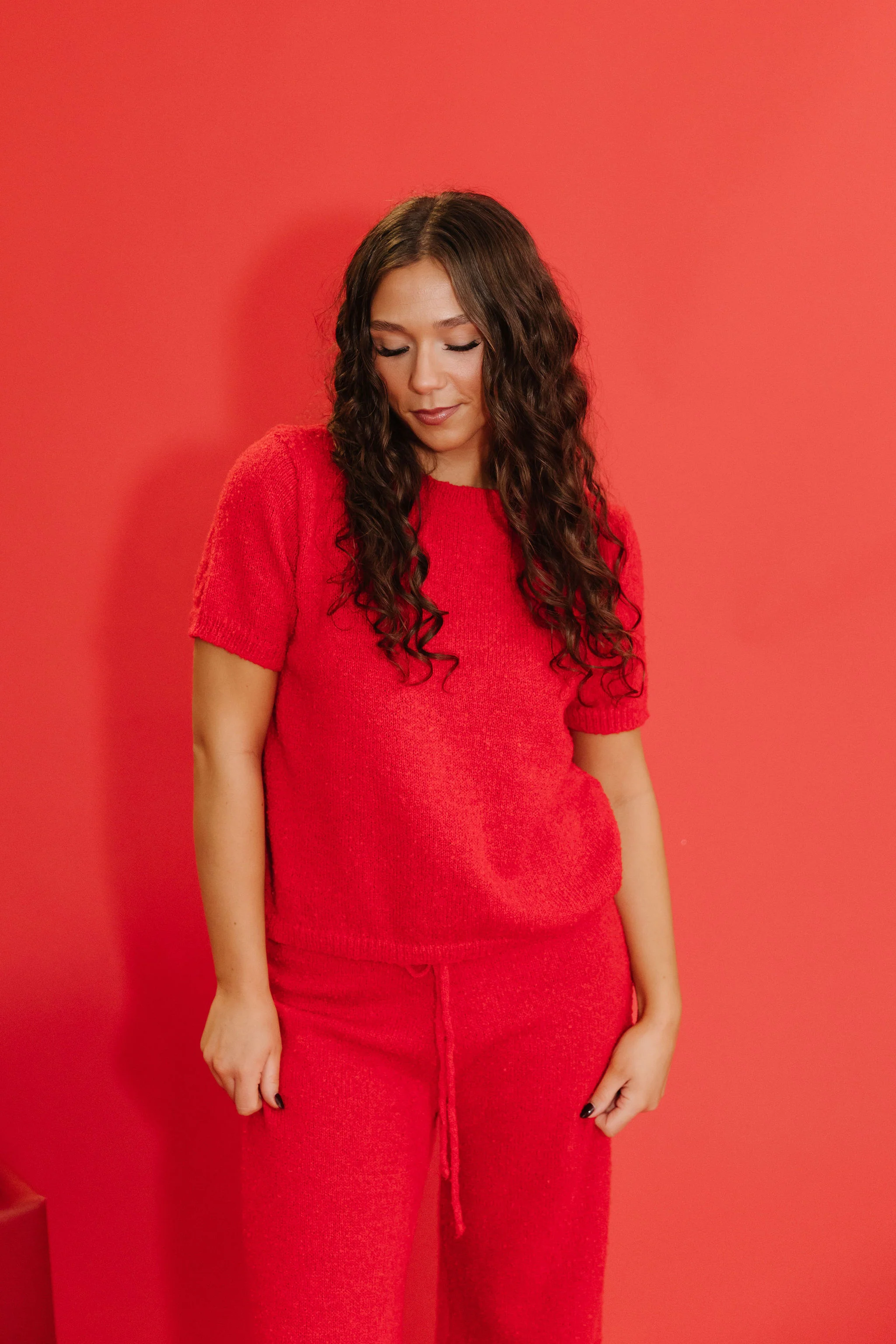 THE CAMDEN COZY KNIT SET IN RED - Image 4