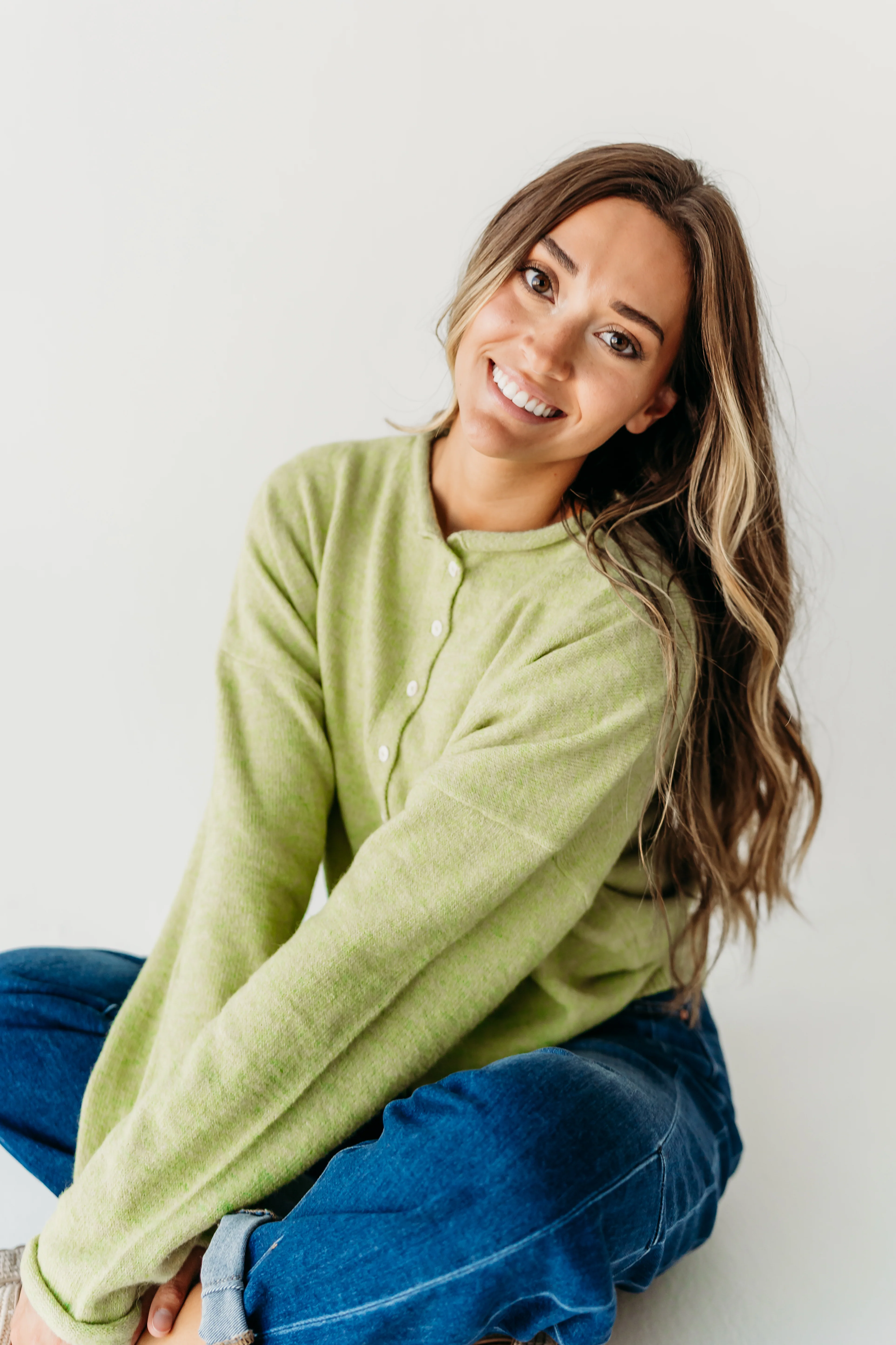 THE CAMPBELL CARDIGAN IN LEMONGRASS - Image 6