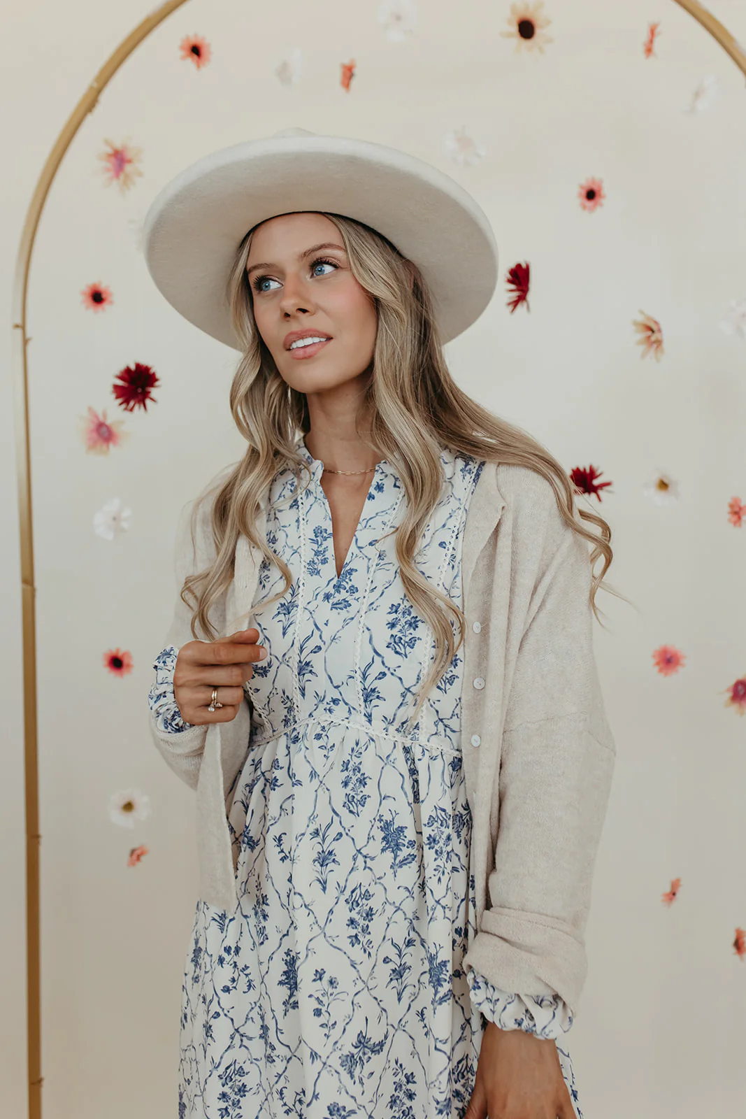 THE CAMPBELL CARDIGAN IN NATURAL - Image 5