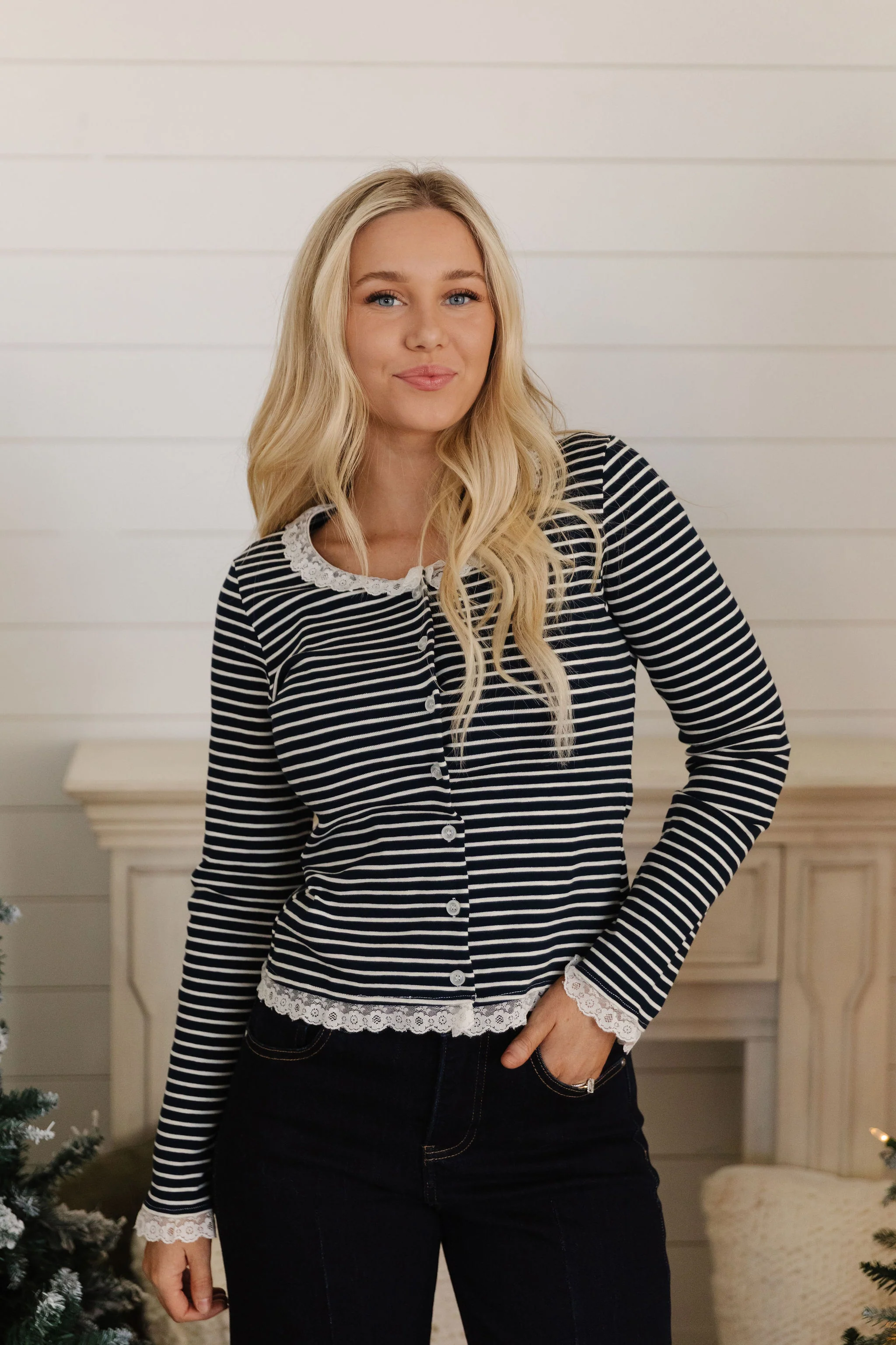 THE CARRIE STRIPE BLOUSE IN NAVY - Image 4
