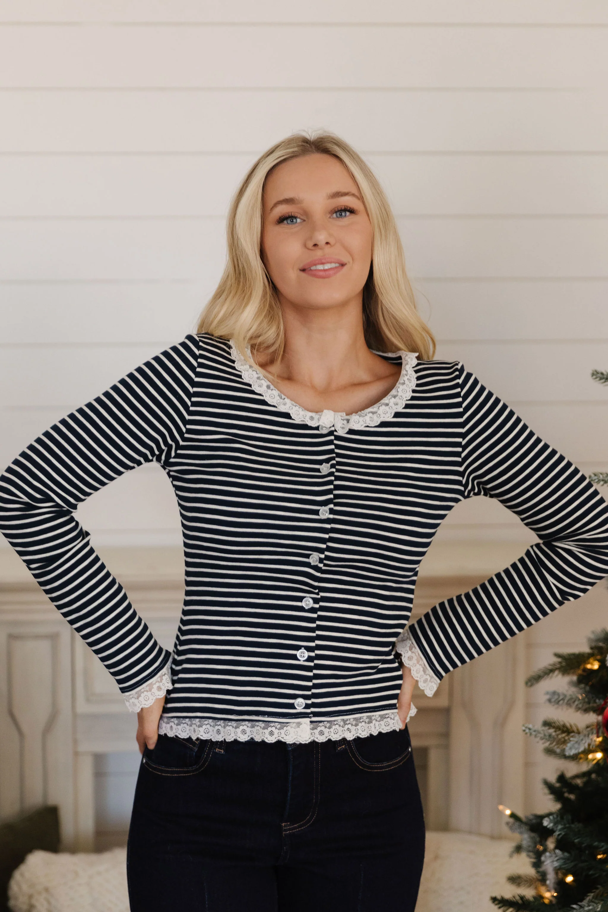 THE CARRIE STRIPE BLOUSE IN NAVY - Image 6