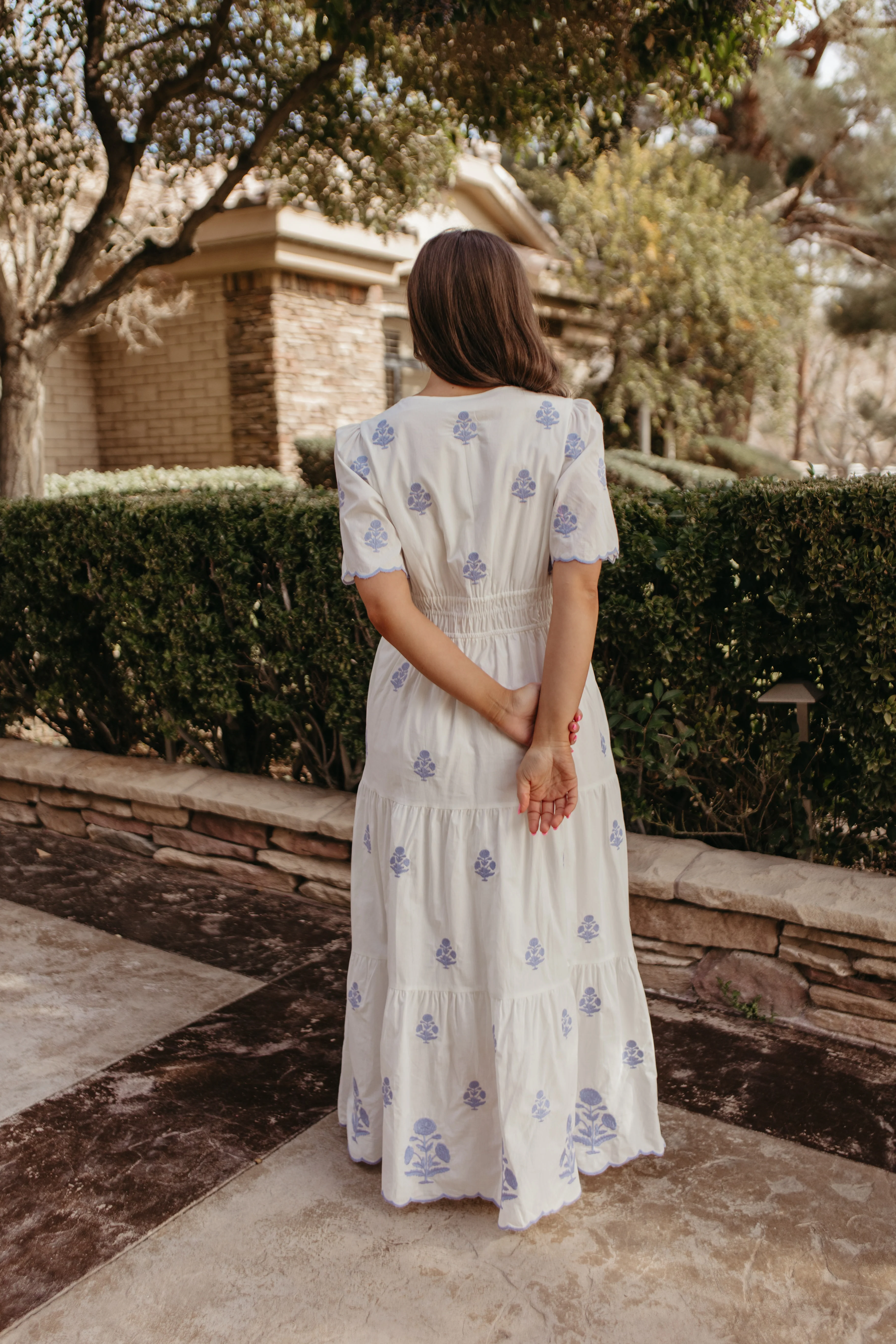 THE CAYLIE EMBROIDERED MAXI DRESS IN WHITE - Image 6
