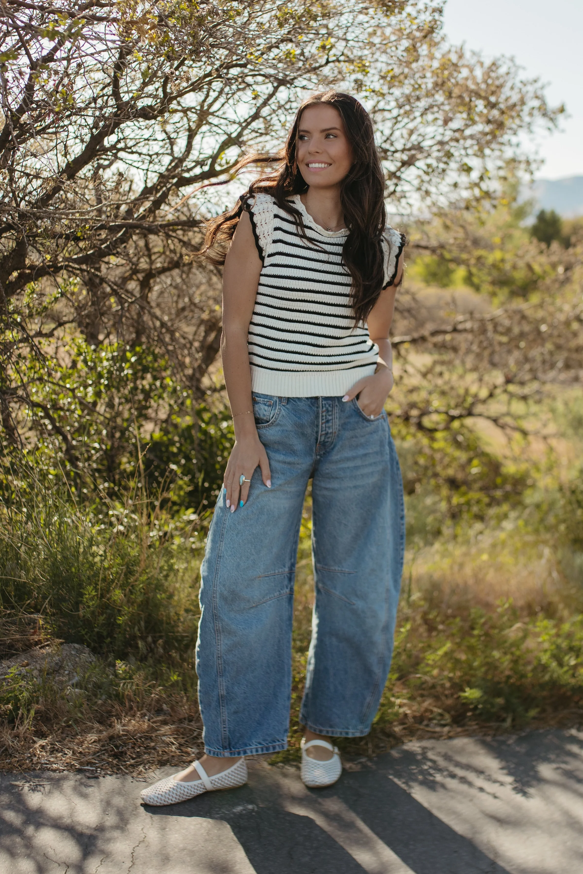 THE CECILY SCALLOPED STRIPED TOP IN BLACK - Image 3