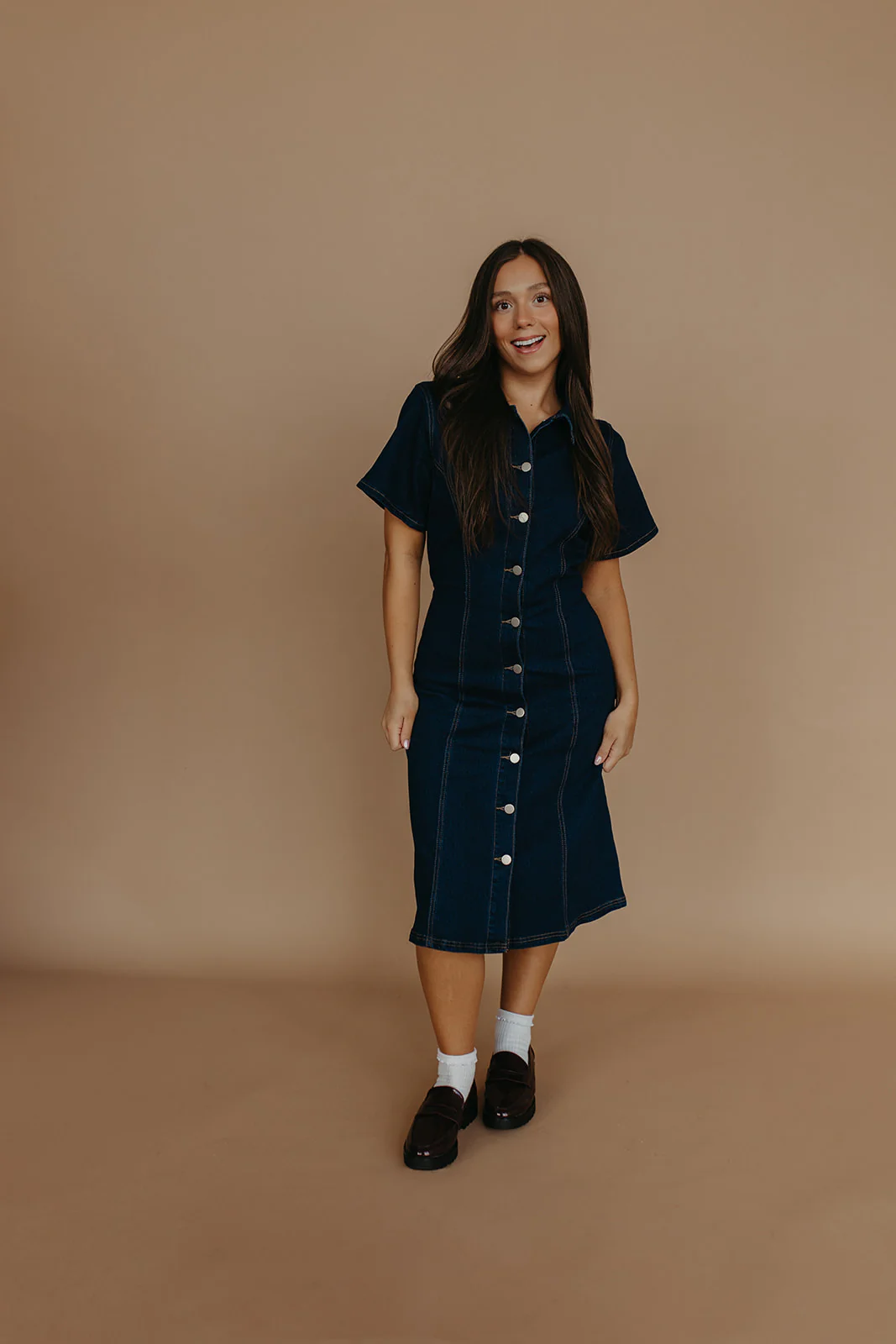 THE CEECEE BUTTON UP DENIM IN DARK DENIM - Image 3