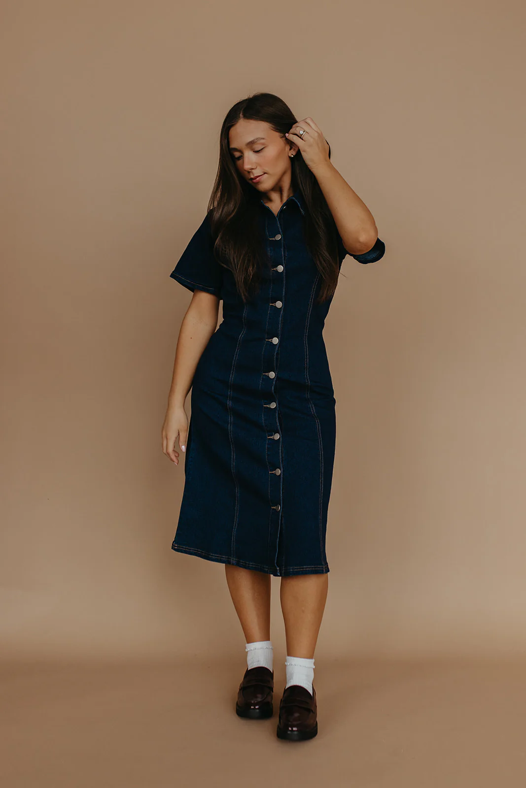 THE CEECEE BUTTON UP DENIM IN DARK DENIM - Image 4