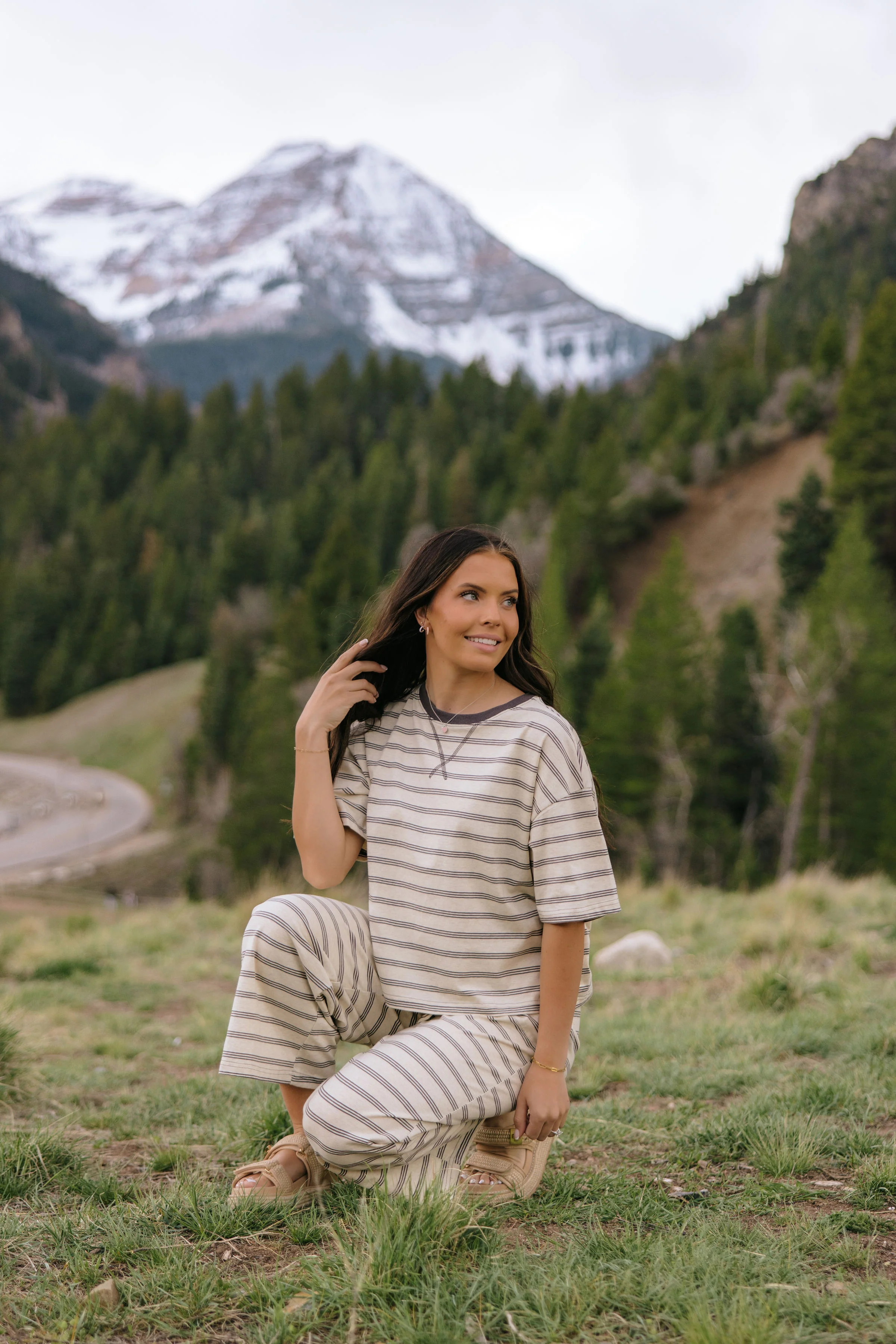 THE CHARITY STRIPED SET IN OAT AND BROWN - Image 5