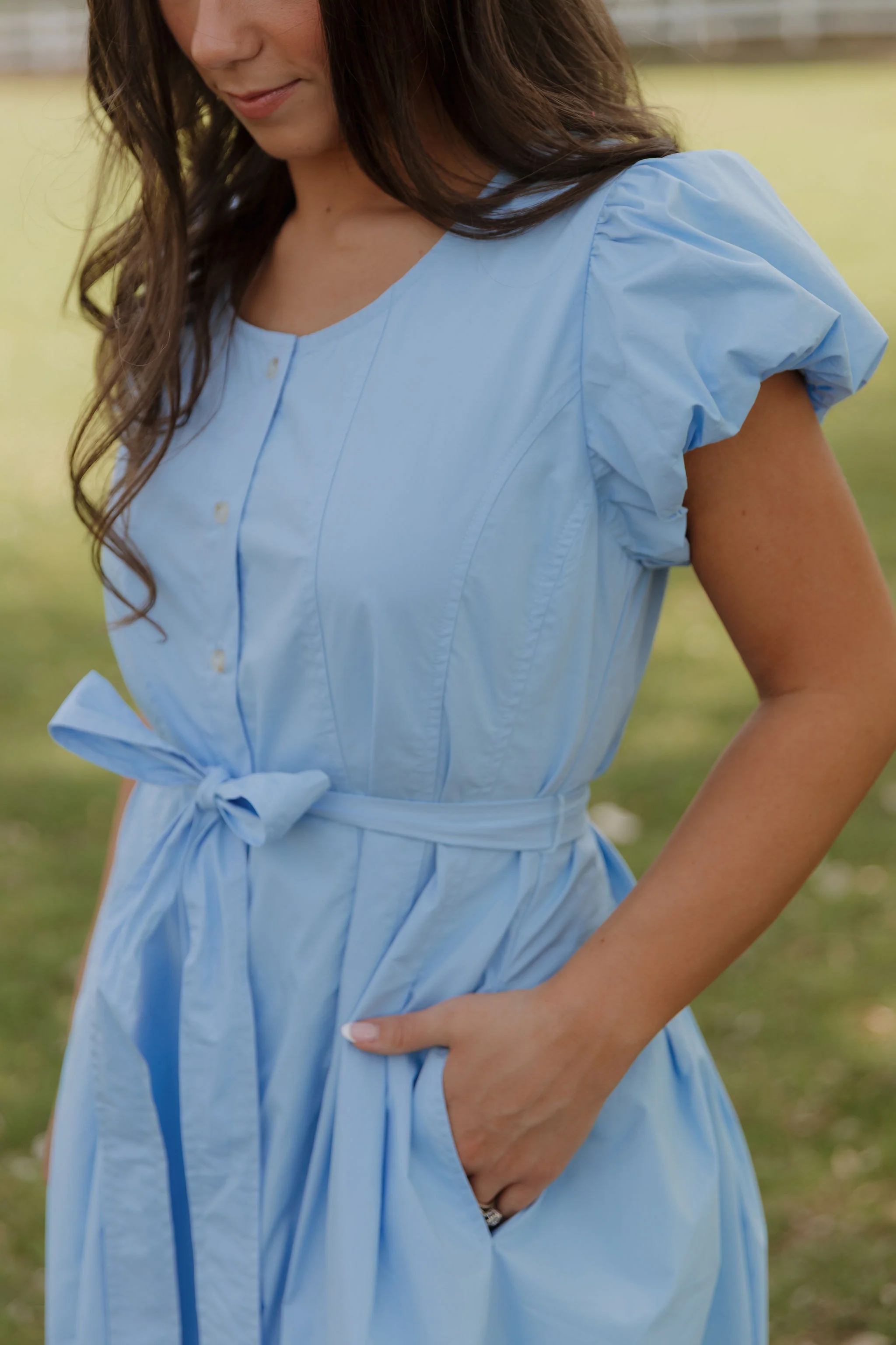 THE CHELSEA PUFF SLEEVE DRESS IN SKY BLUE - Image 4
