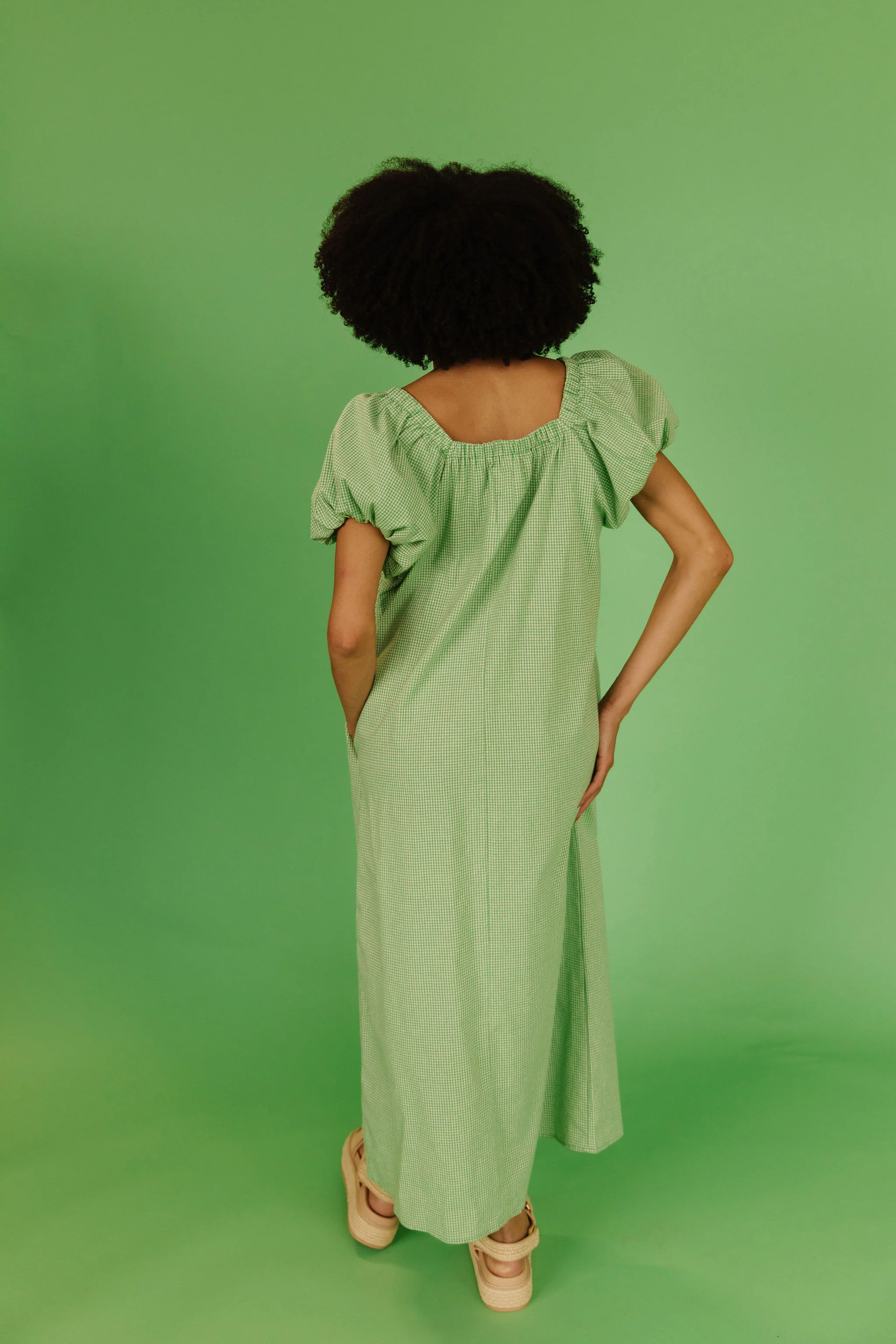 THE COLLINS GINGHAM DRESS IN GREEN APPLE - Image 5