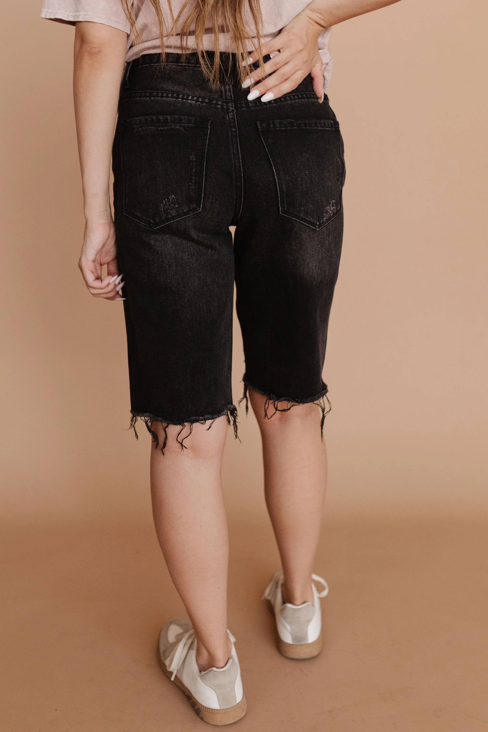 THE DAD RELAXED DENIM SHORTS IN BLACK BY VERVET - Image 7