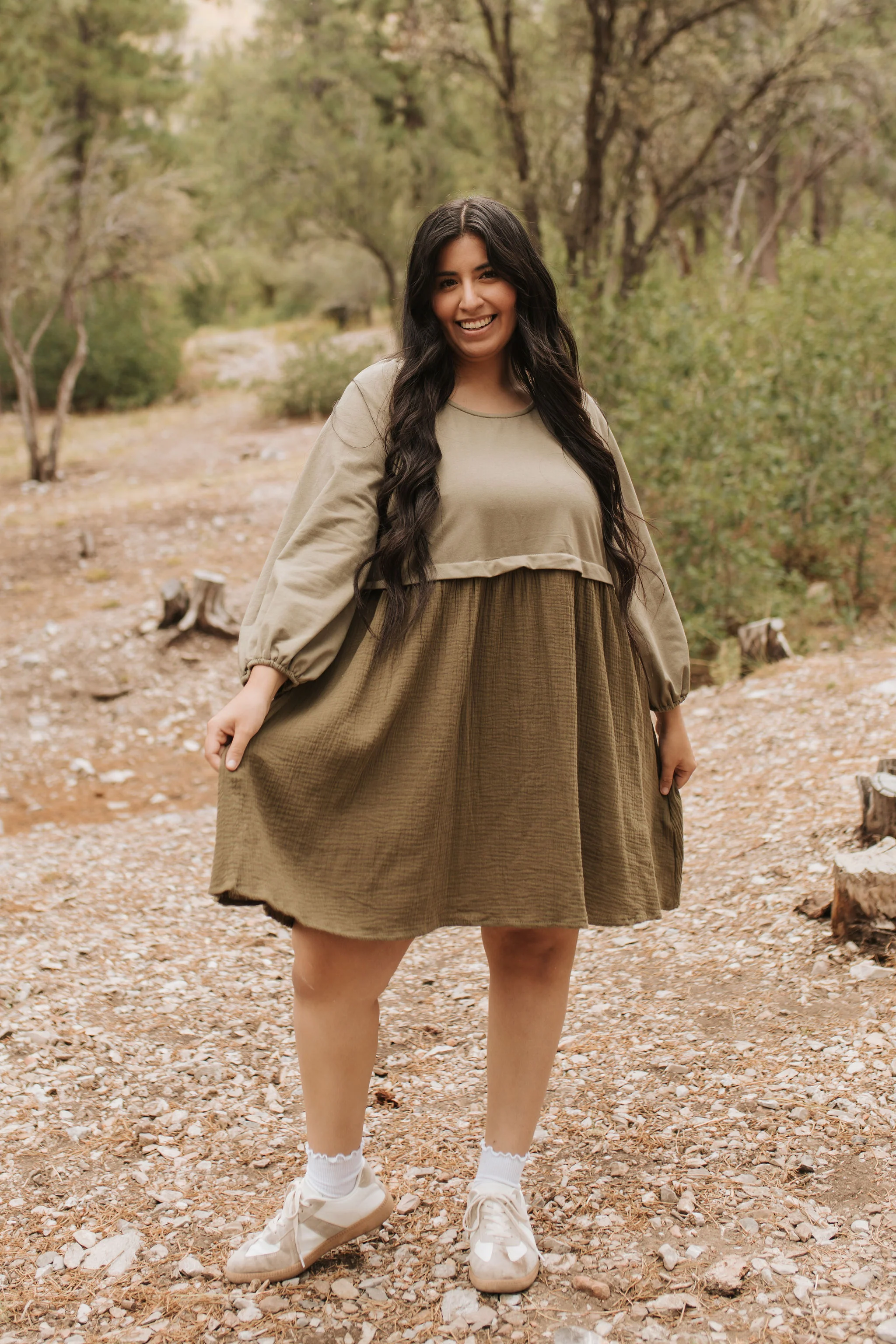 THE DAVEY SWEATSHIRT DRESS IN OLIVE - Image 2