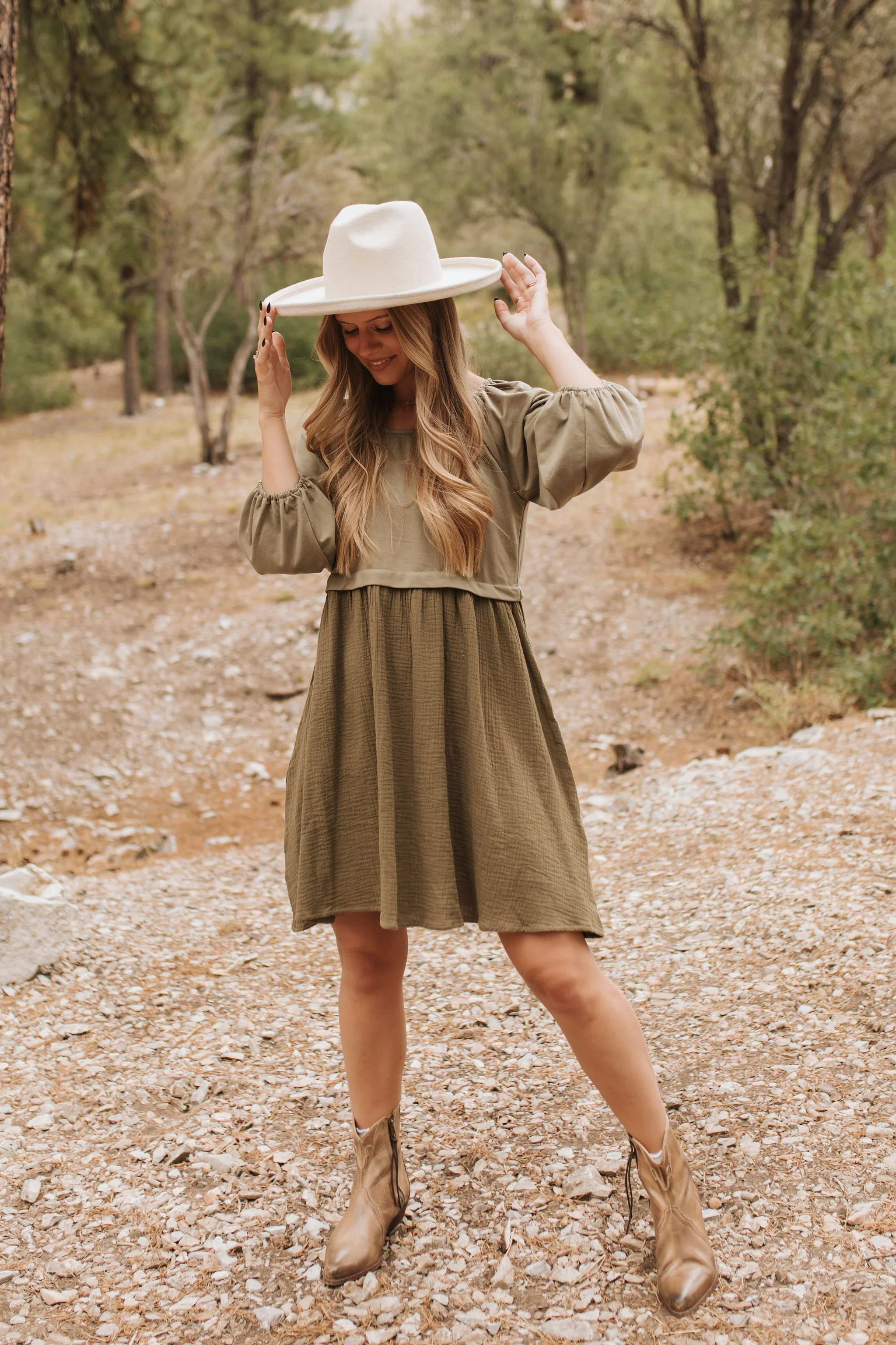 THE DAVEY SWEATSHIRT DRESS IN OLIVE - Image 4