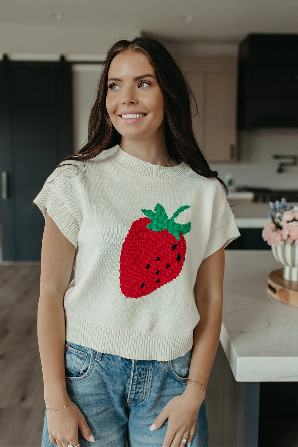 THE DELANEY STRAWBERRY KNIT TOP - Image 3