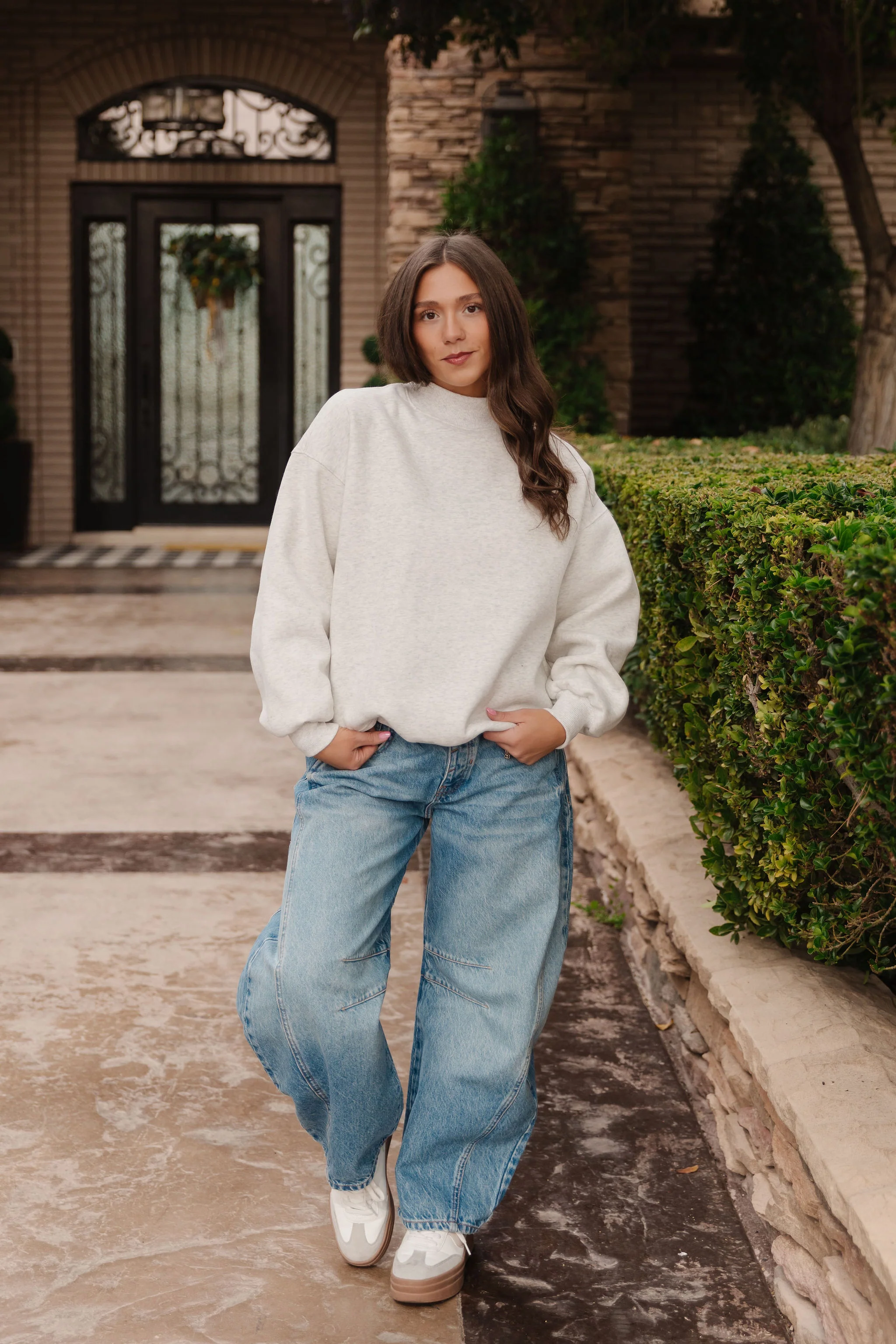 THE DIANNE MOCK NECK SWEATER IN WHITE MELANGE - Image 3