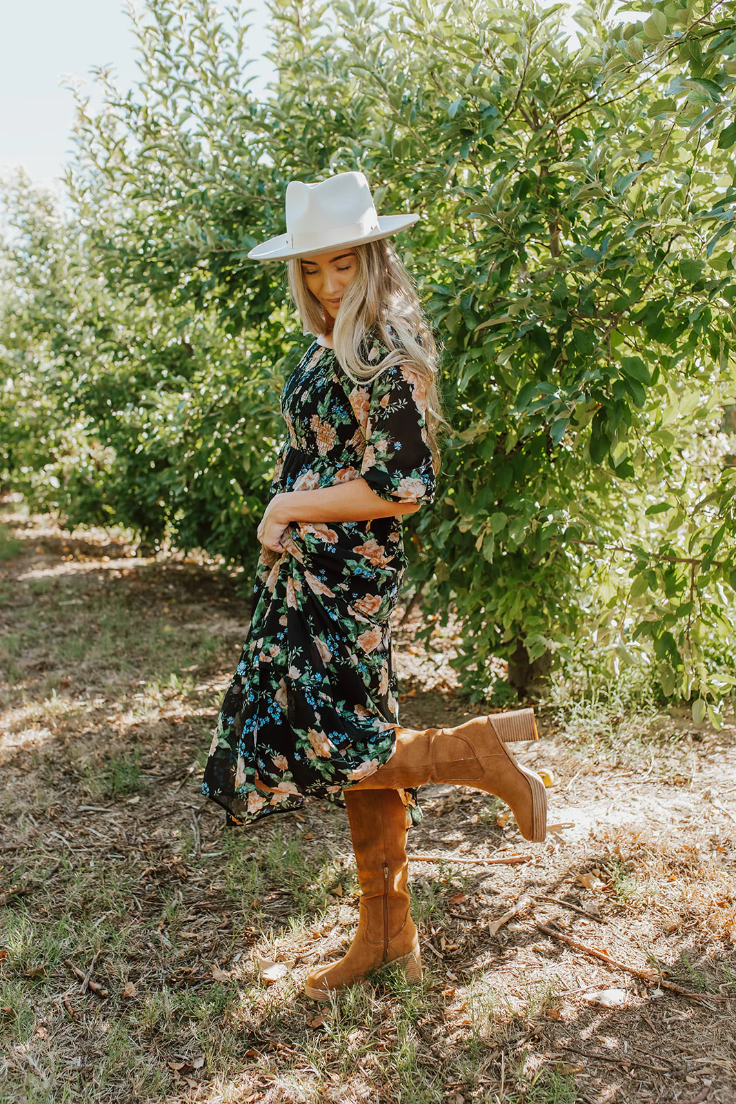 THE ELEANOR DRESS IN BLACK FLORAL BY PINK DESERT - Image 10