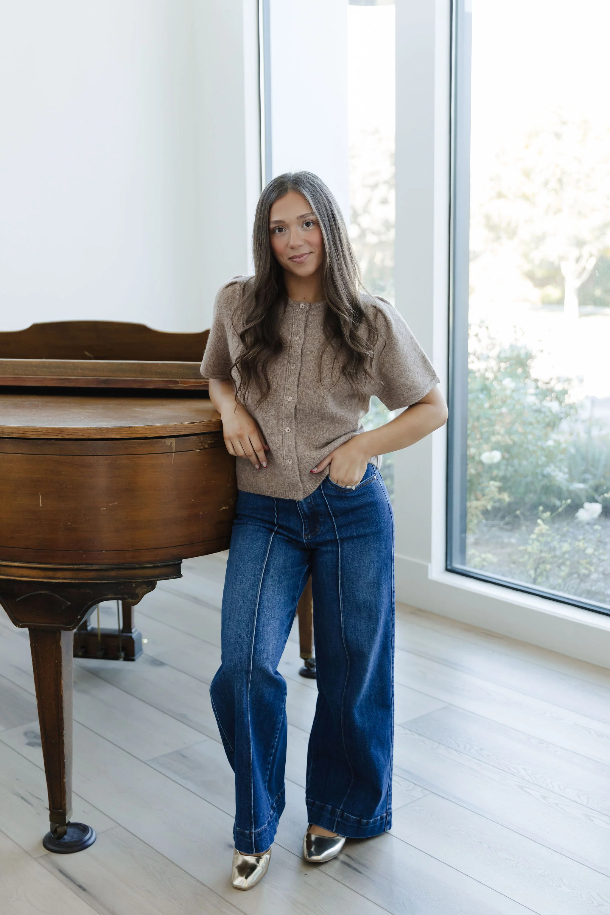 THE ELIANA HIGH RISE WIDE LEG JEANS IN DARK WASH - Image 4