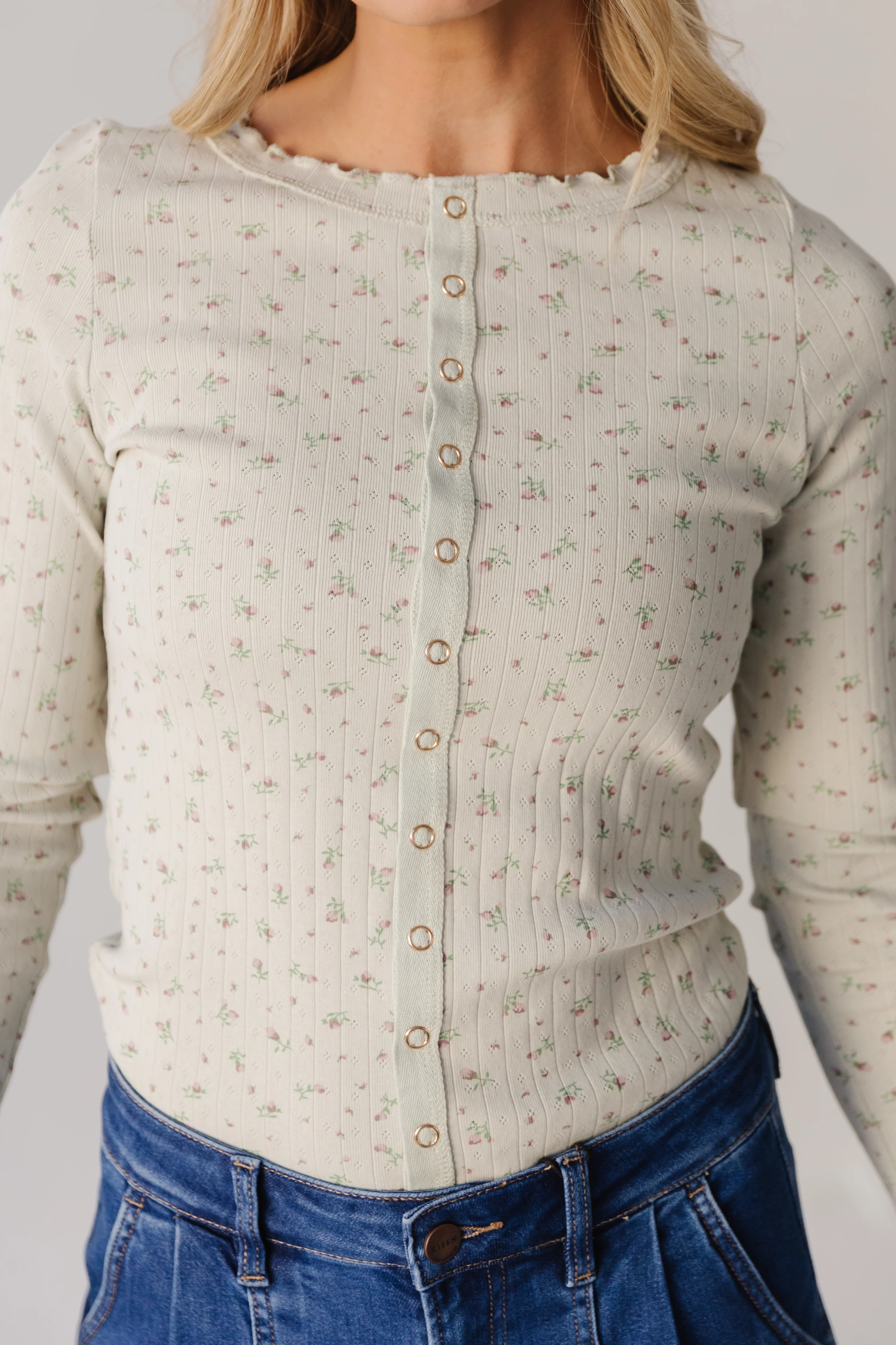 THE ELOISE RIBBED FLORAL TOP IN MOSS GREEN - Image 7