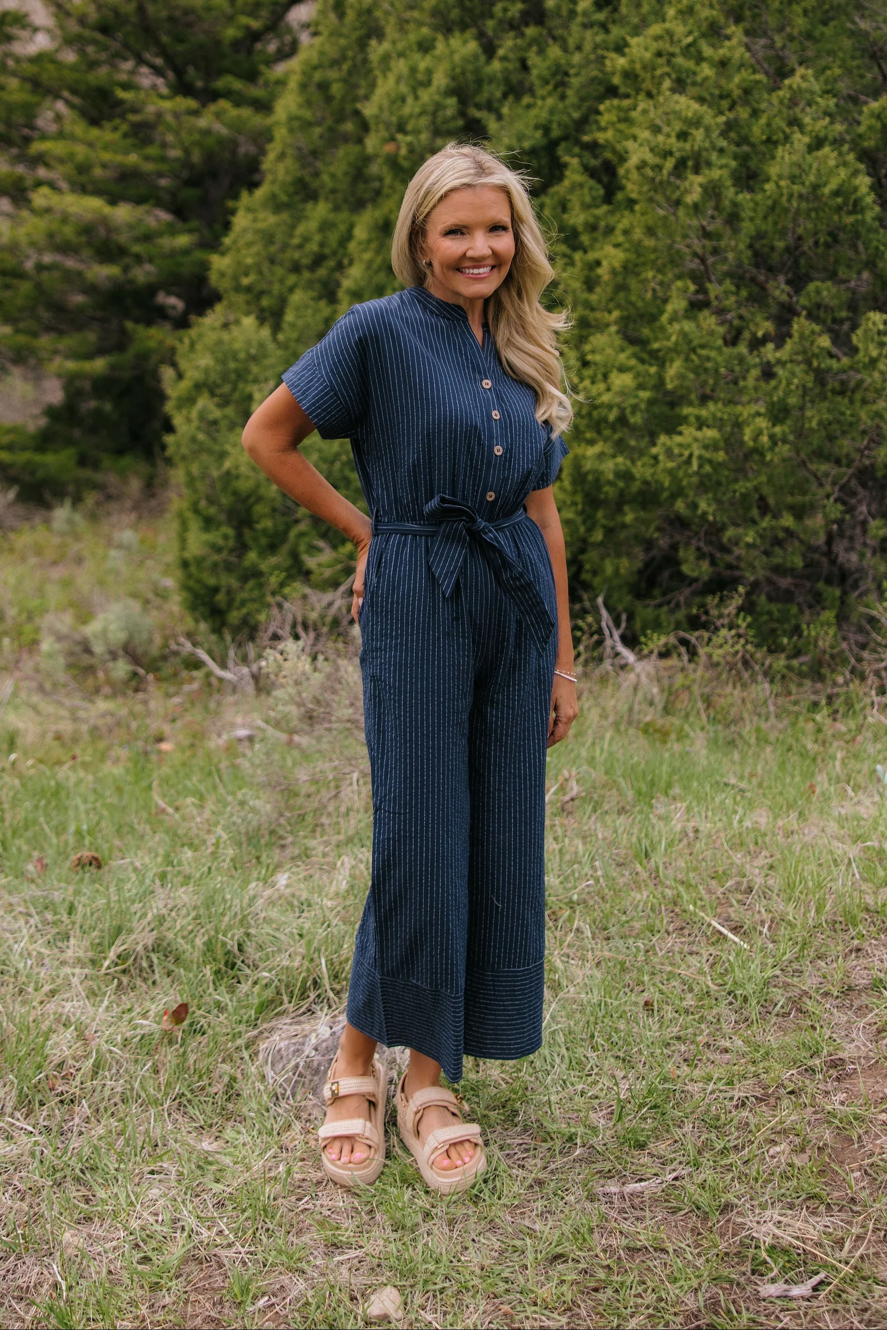 THE EMBER STRIPE JUMPSUIT IN NAVY - Image 2