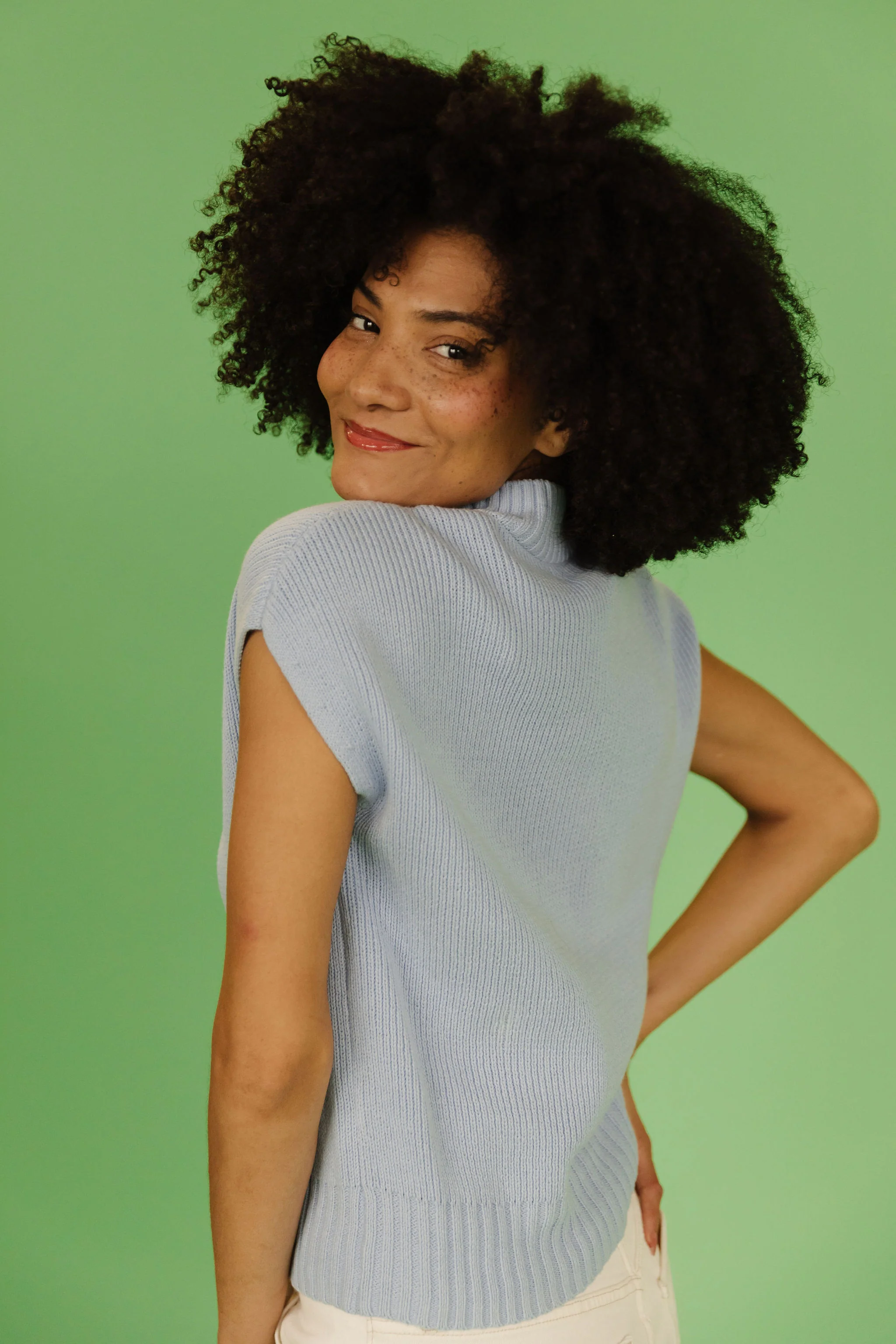 THE EMMA MOCK NECK SWEATER IN BLUE - Image 2