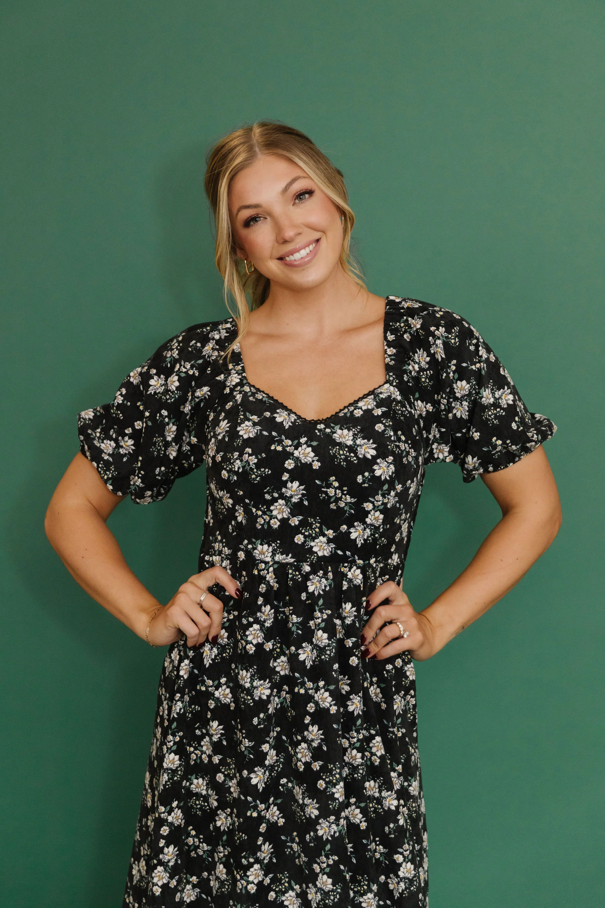 THE EMMY LOU DRESS IN BLACK FLORAL BY PINK DESERT - Image 14