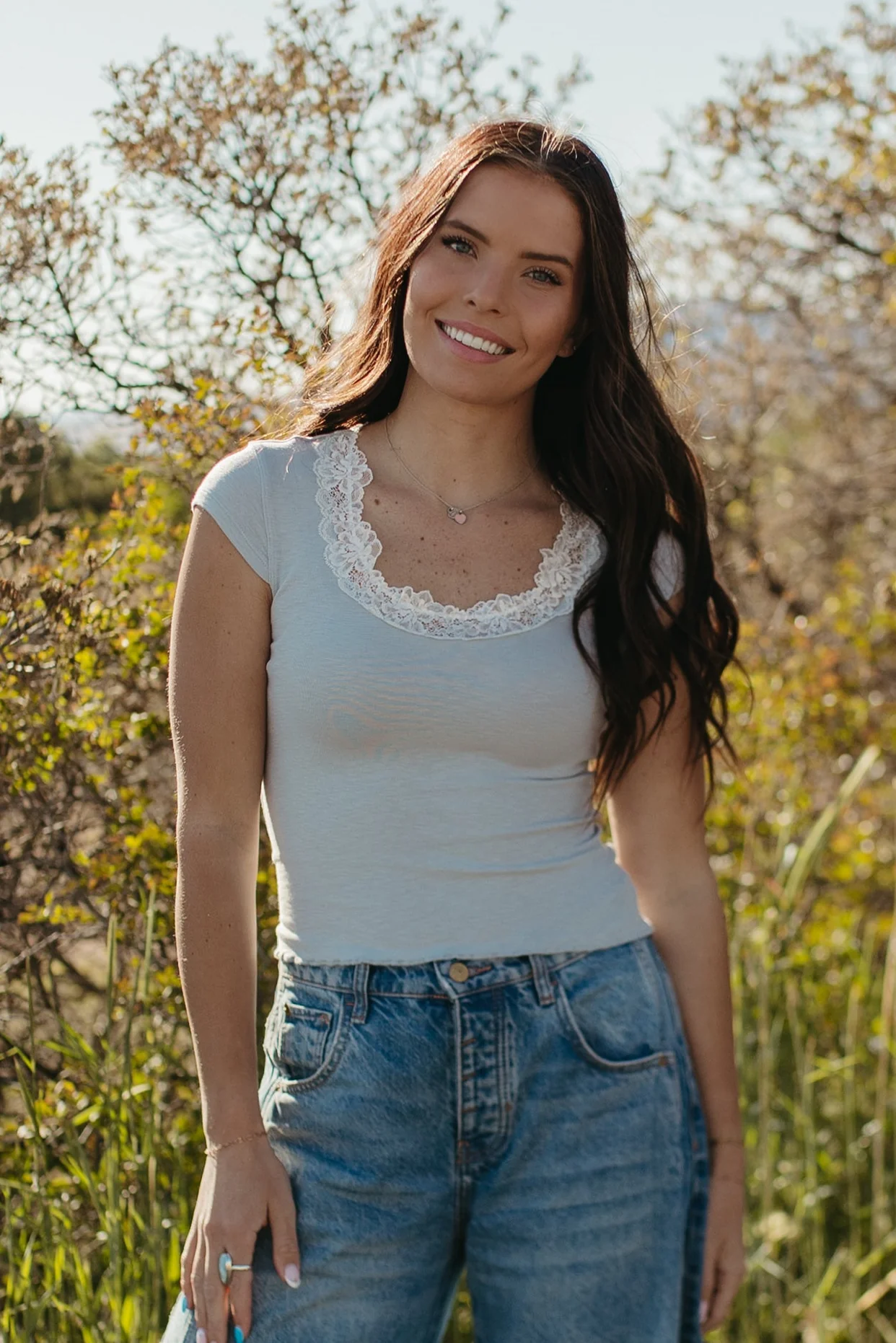 THE EVERLY LACE TEE IN BLUE