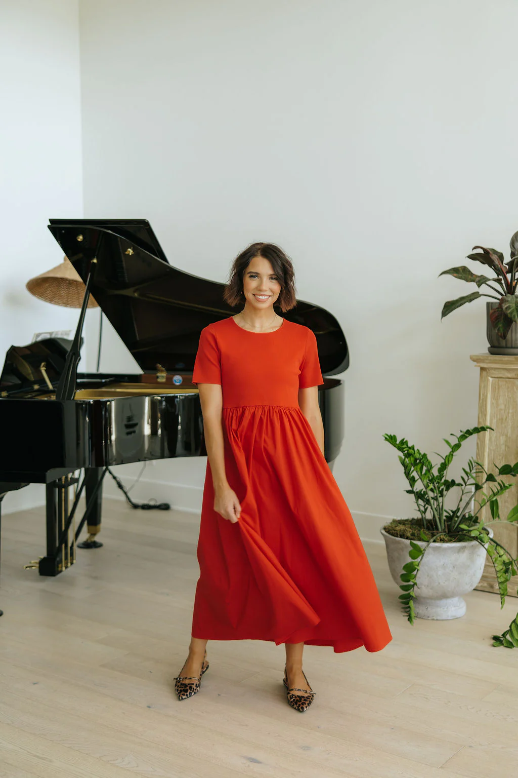 THE FAYE SOLID MAXI DRESS IN RED - Image 6