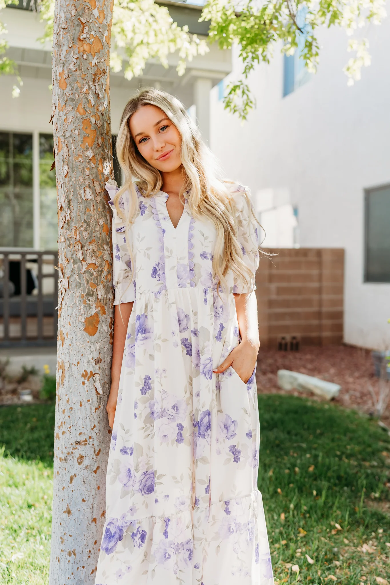 THE FINLEE FLORAL MIDI DRESS IN LILAC