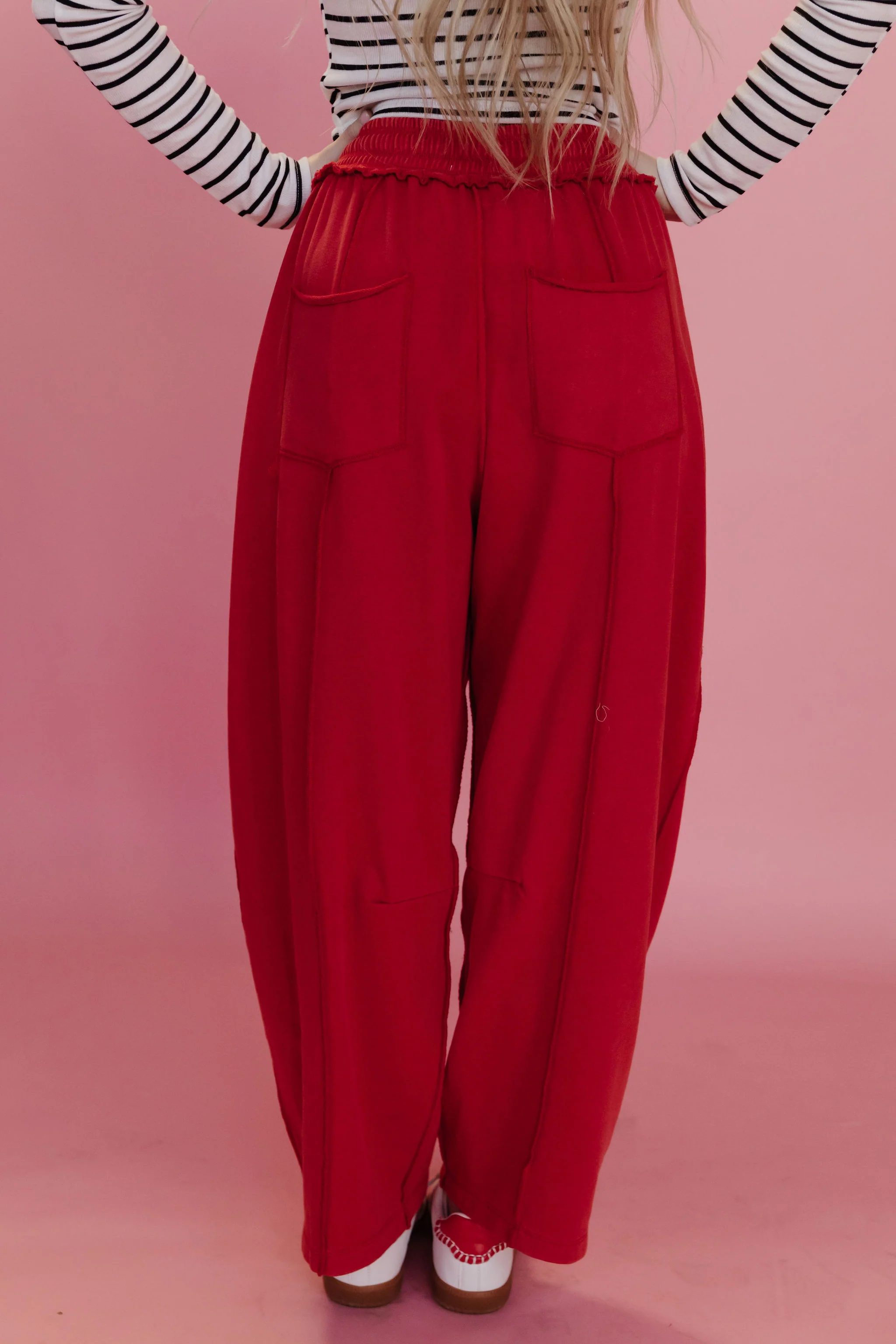 THE GAIA BARREL KNIT UTILITY PANTS IN RED - Image 8