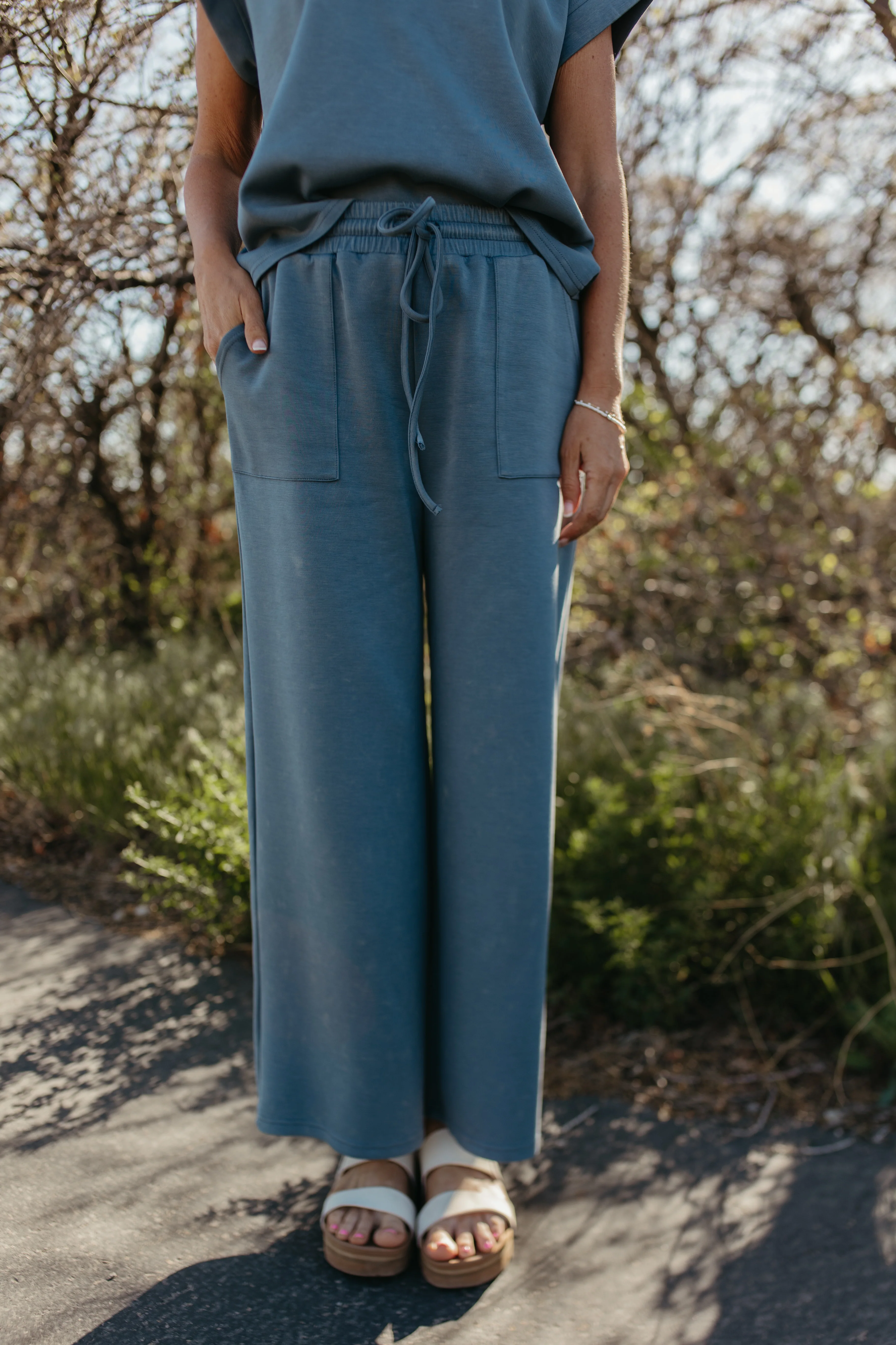 THE GENEVIEVE MINERAL WASHED BOTTOMS IN BLUE - Image 5