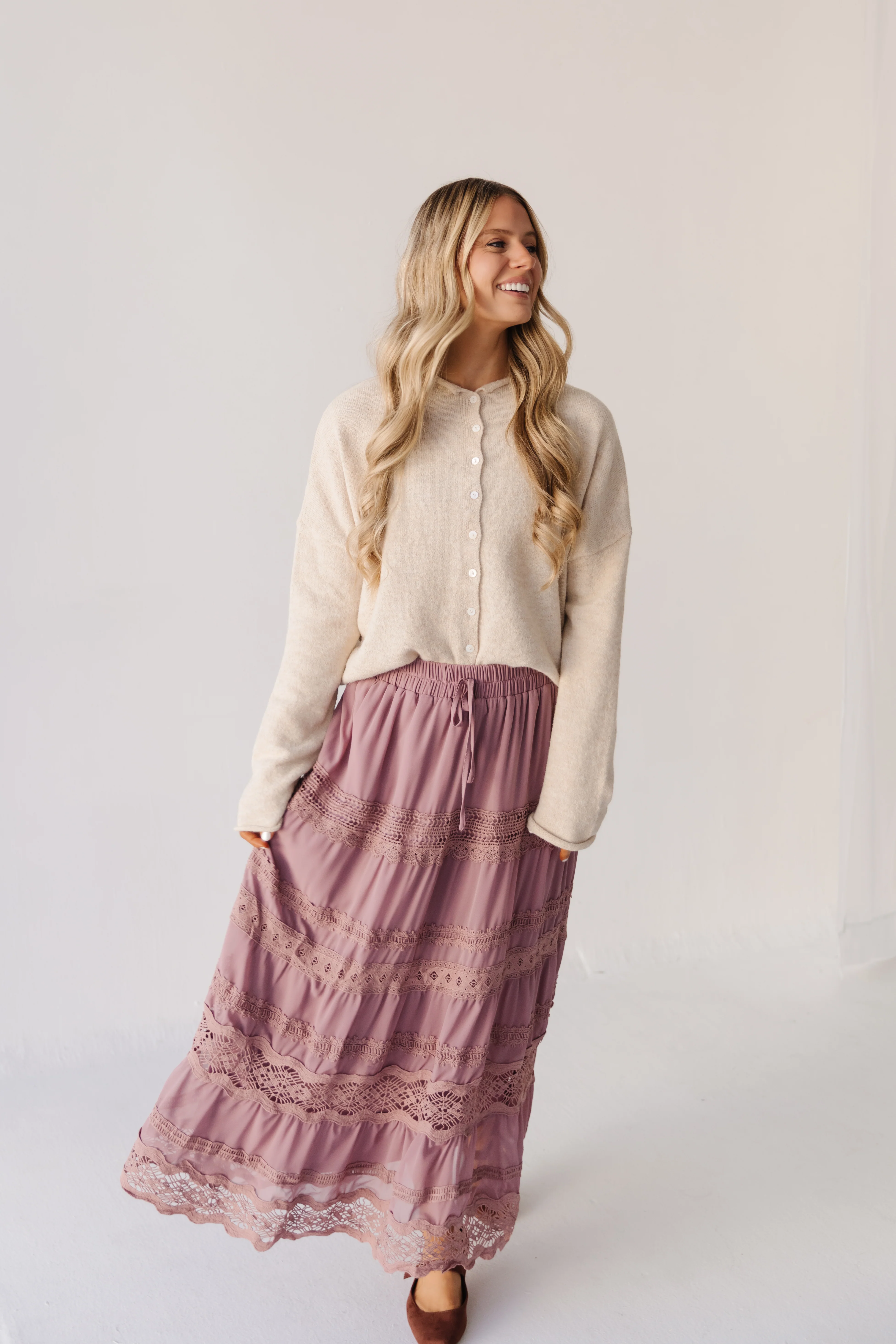 THE HELENA CHIFFON LACE TRIM SKIRT IN MAUVE - Image 2